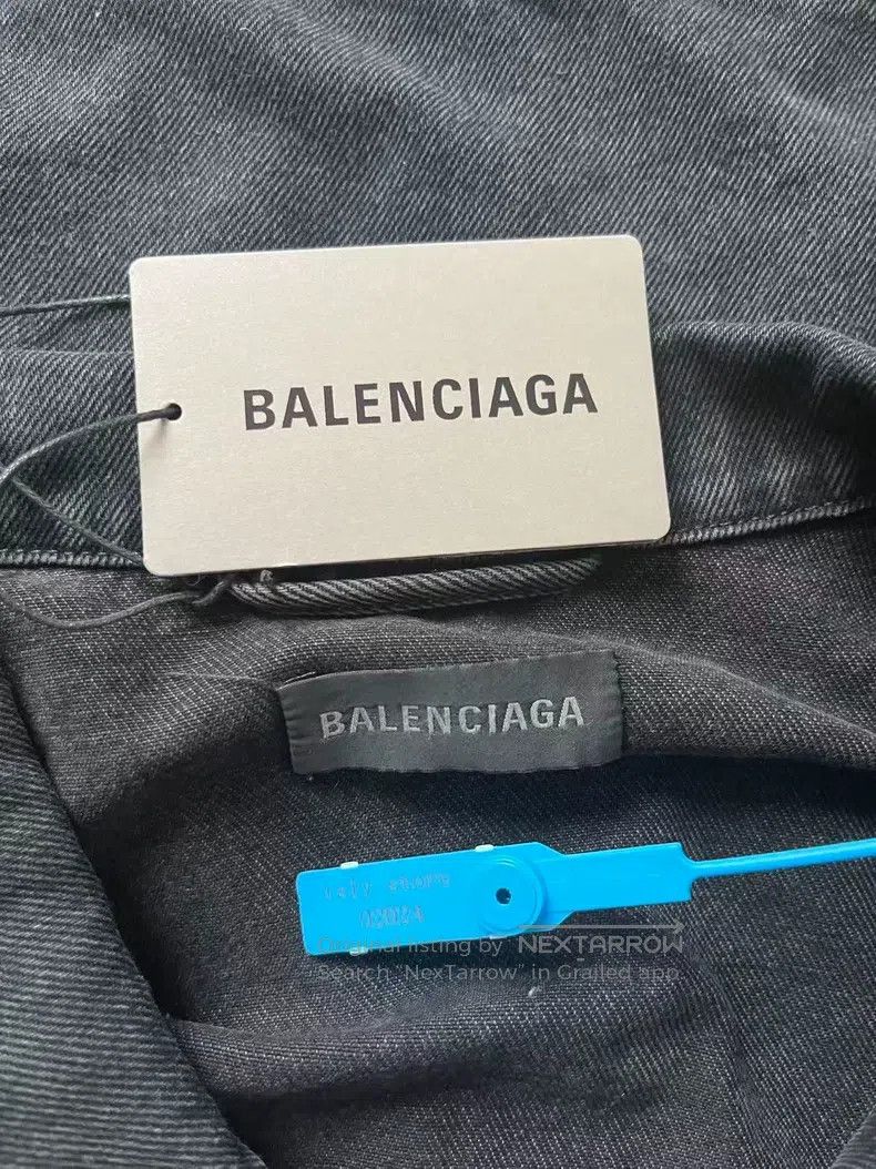 Balenciaga Balenciaga Spray Paint Effect Logo Denim Jacket Size US L / EU 52-54 / 3 - 5 Thumbnail