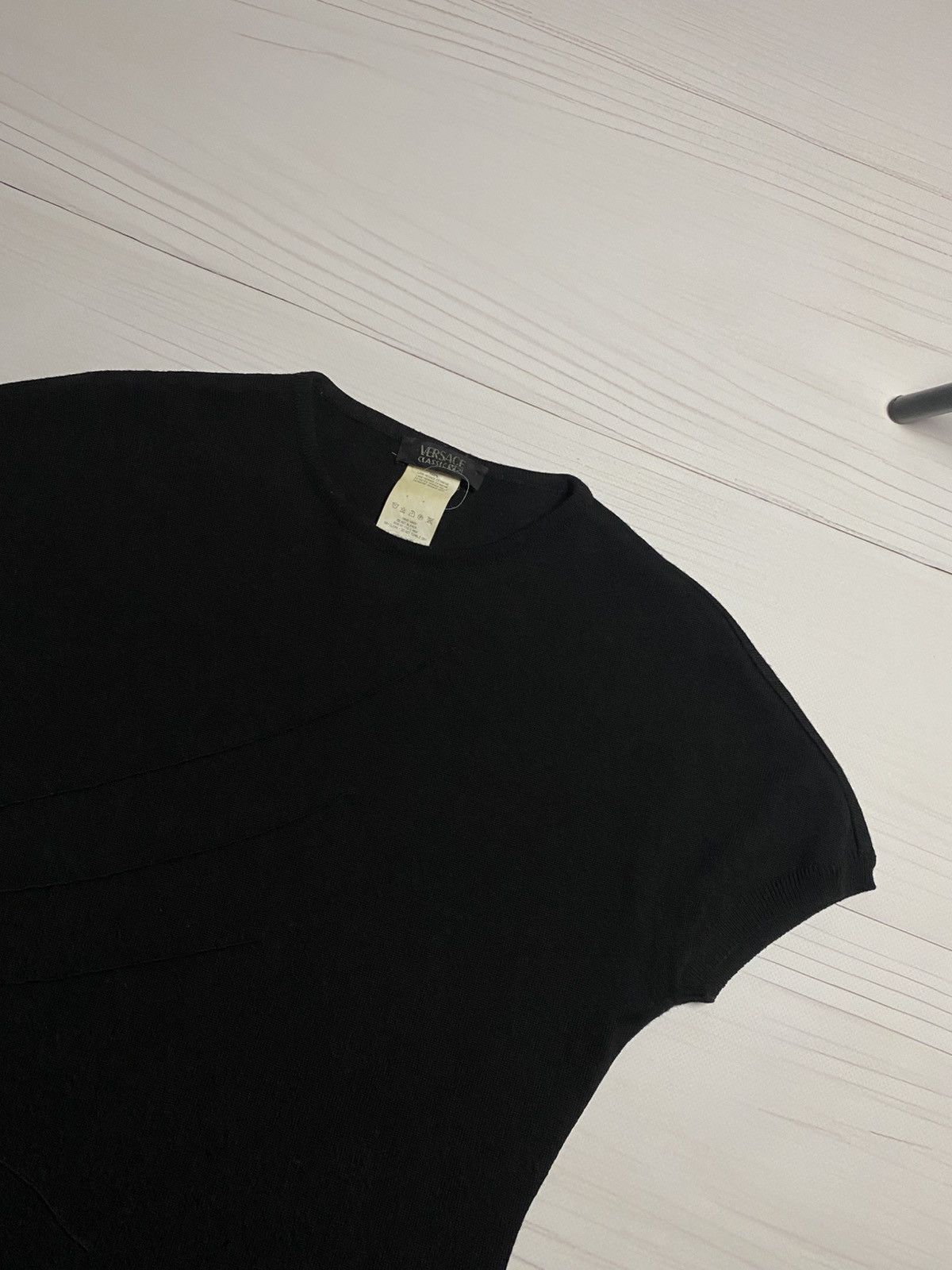 Versace Vintage Versace Classic V2 lana merinos extrafine Knit Top Size M / US 6-8 / IT 42-44 - 5 Thumbnail