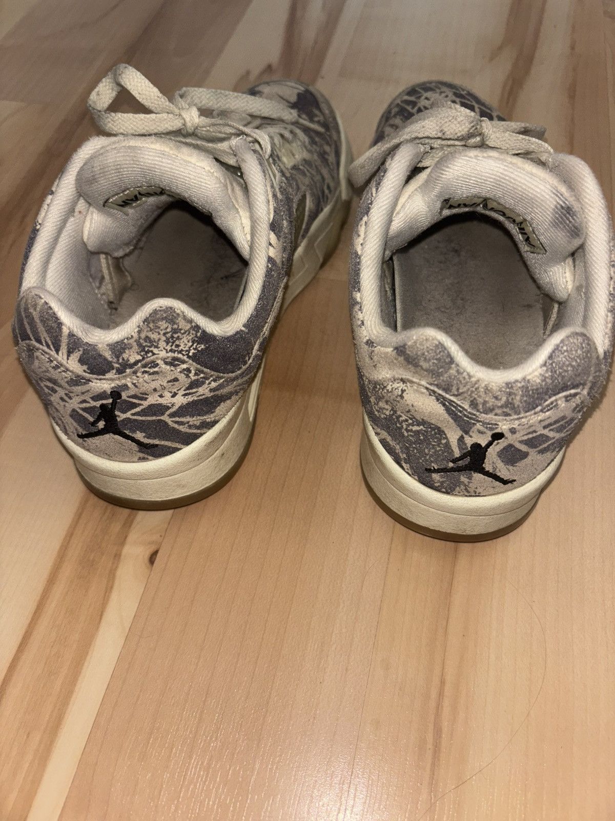 Jordan Brand Jordans Size US 7.5 / IT 37.5 - 3 Thumbnail