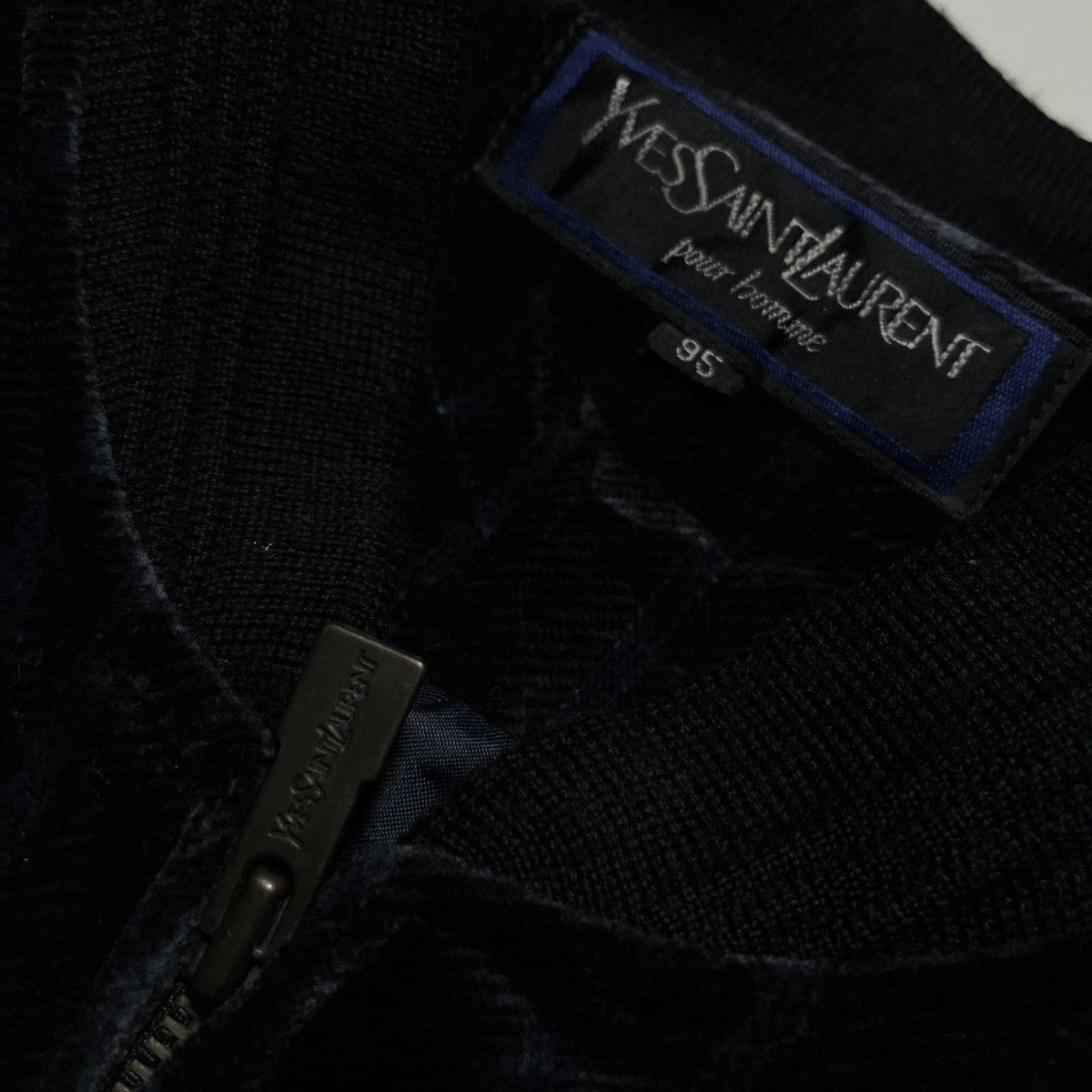 Yves Saint Laurent Yves Saint Laurent Velvet Bomber Jacket Size US M / EU 48-50 / 2 - 3 Thumbnail