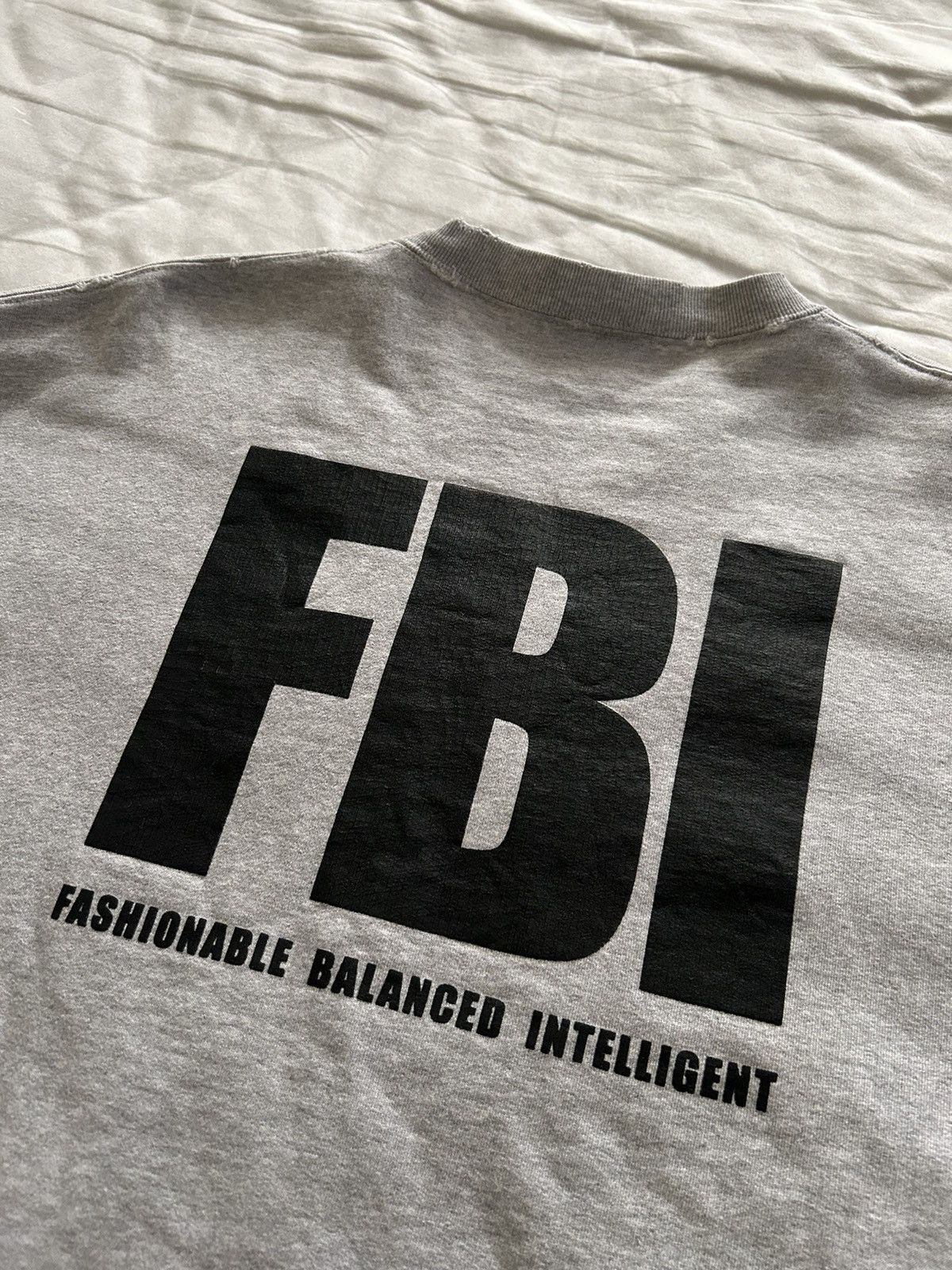 Balenciaga Balenciaga FBI Sweatshirt Crewneck Size US S / EU 44-46 / 1 - 4 Thumbnail