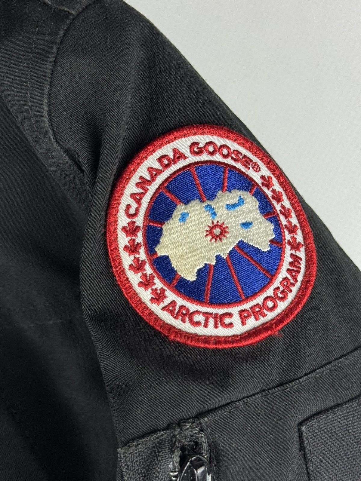 Canada Goose Canada Goose Montebello Parka 2530L Women's Winter Jacket Size XS / US 0-2 / IT 36-38 - 3 Thumbnail