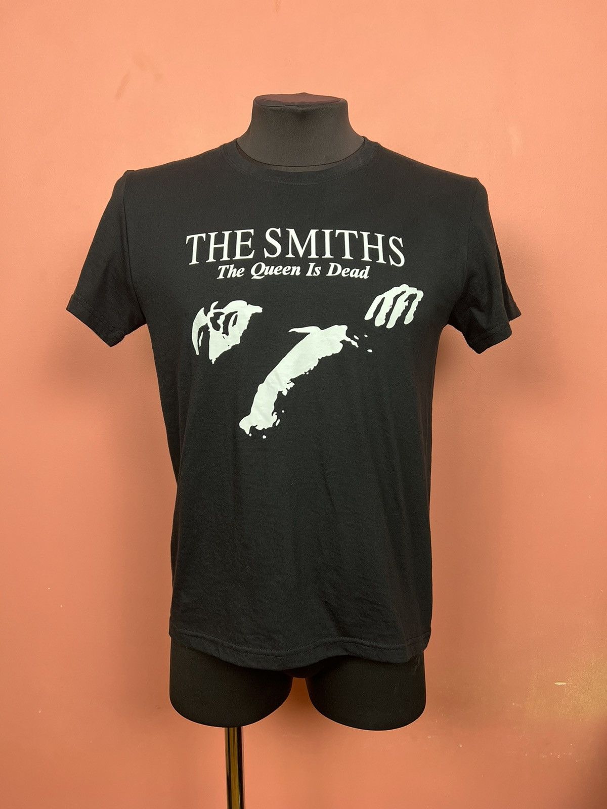 Band Tees The smiths is dead queen is dead rock shirt tee printed Size US S / EU 44-46 / 1 - 1 Thumbnail
