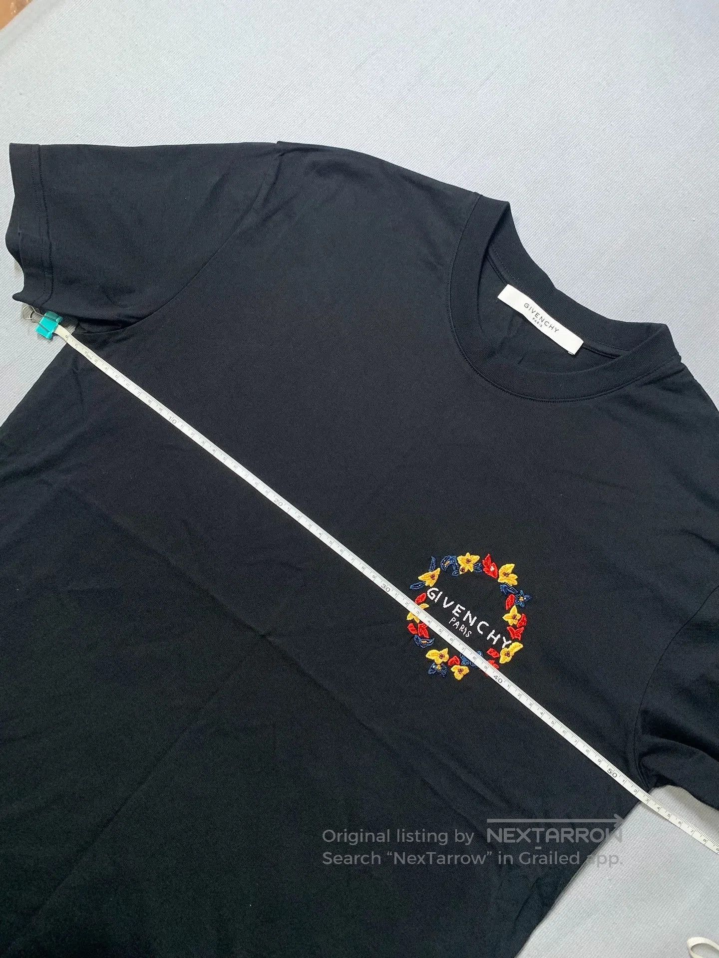 Givenchy Givenchy Beaded Floral Embroidery Tee. Size XS / US 0-2 / IT 36-38 - 6 Thumbnail