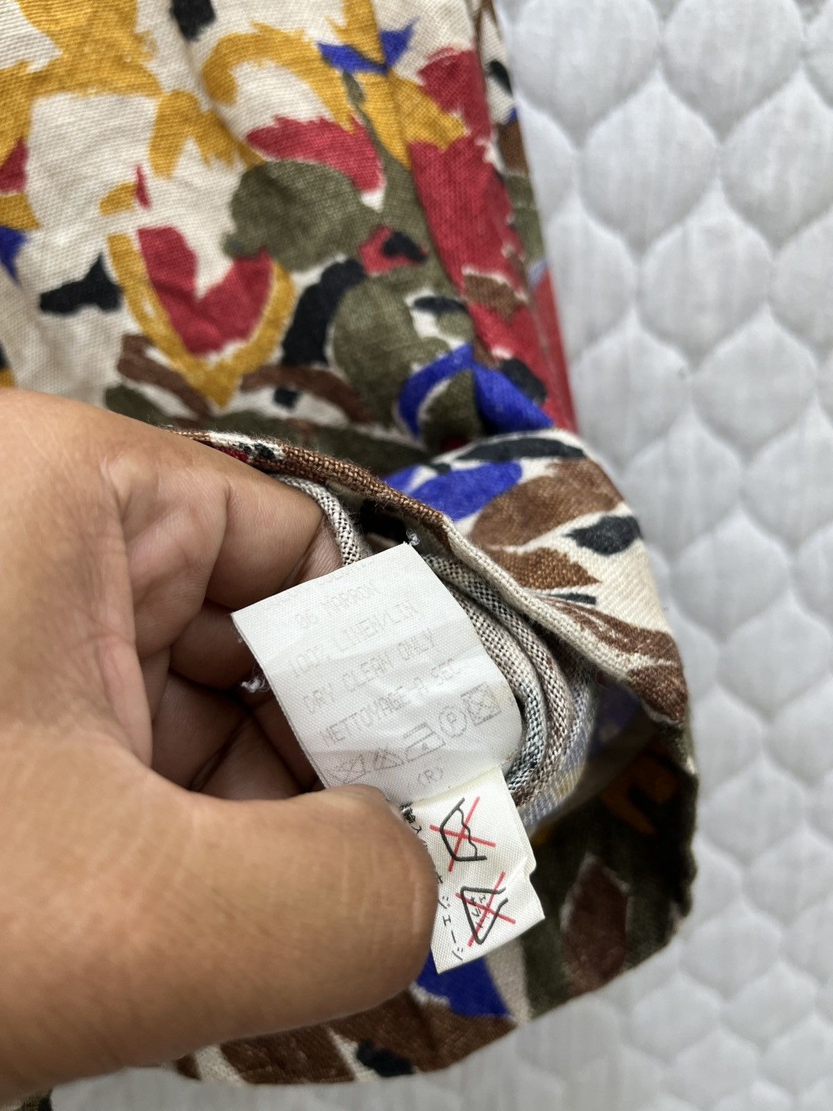Celine 🔥🔥🔥STEALS VTG CELINE FLORAL BLOUSE Size M / US 6-8 / IT 42-44 - 9 Thumbnail
