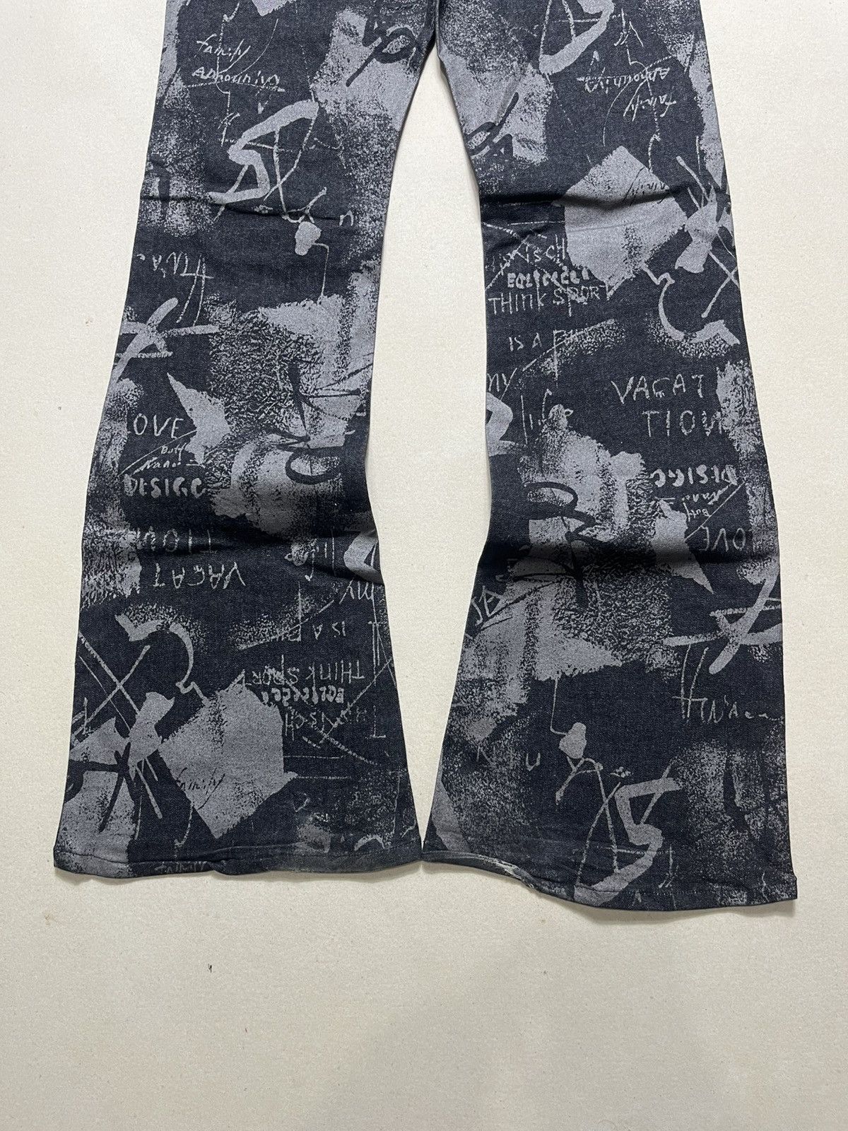 Japanese Brand 🔥HOT🔥Y2K Bison Flareed denim AOP Size US 27 - 9 Thumbnail