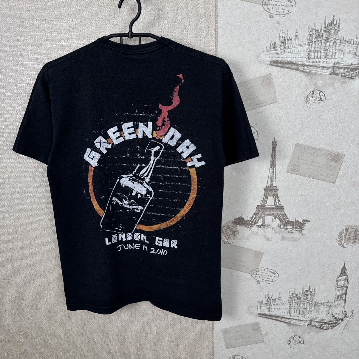 Other Vintage Green Day T shirt 2010 Rock Summer Breakdown Sz S Size US S / EU 44-46 / 1 - 11 Thumbnail