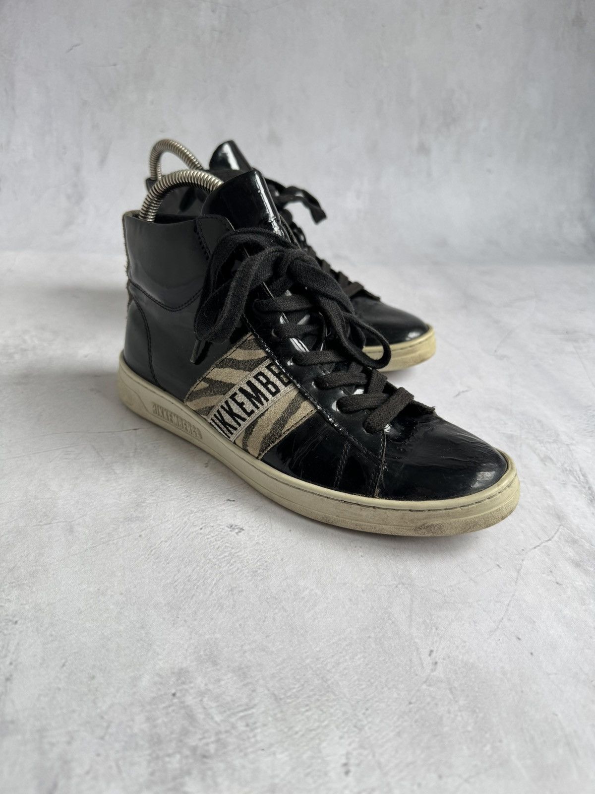 Dirk Bikkembergs Bikkembergs High Top Sneakers Zebra Stripe Size US 7 / IT 37 - 3 Thumbnail
