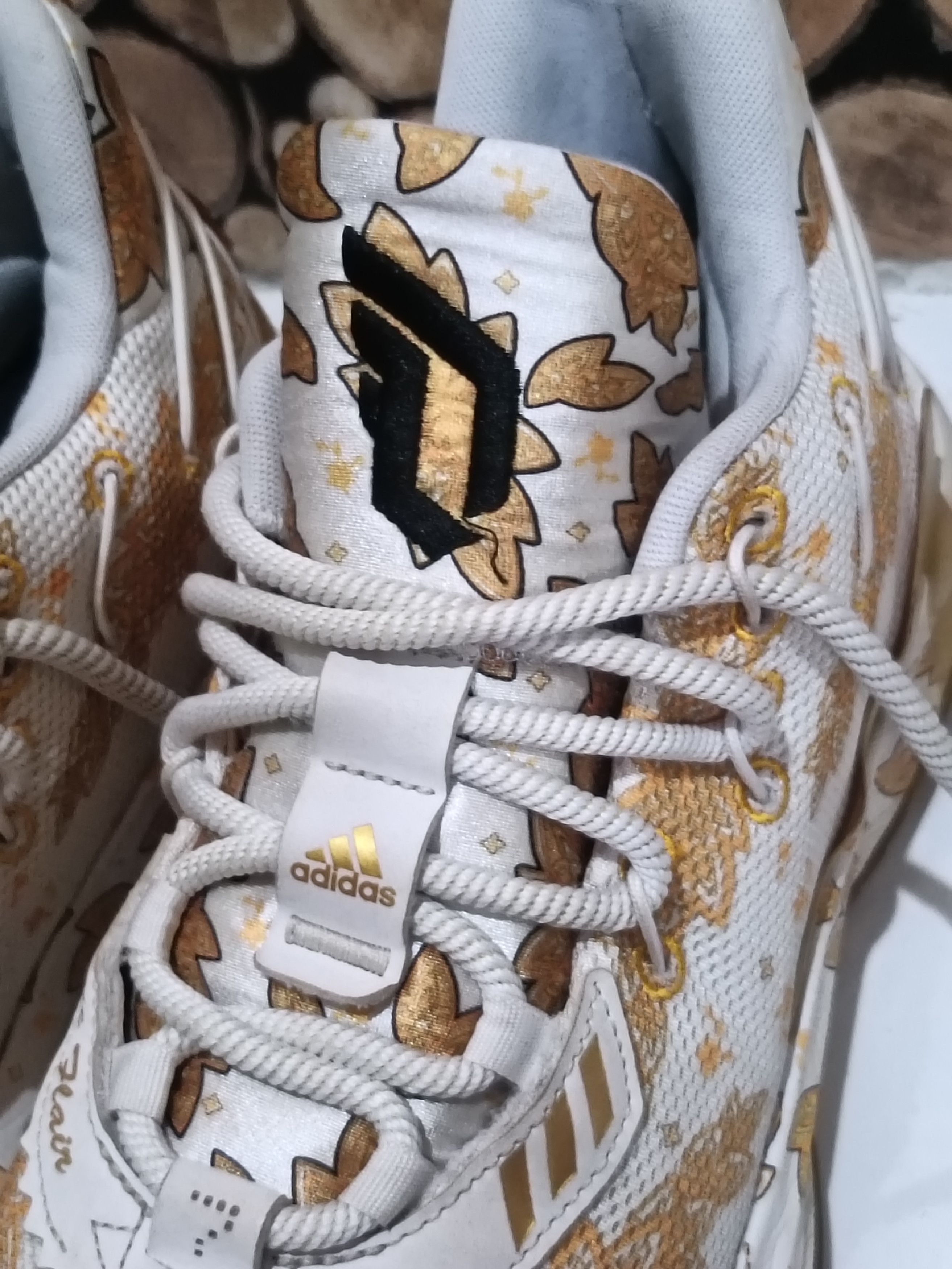 Adidas Adidas Ric flair dame7 gold metallic sneakers Size US 12.5 / EU 45-46 - 7 Thumbnail