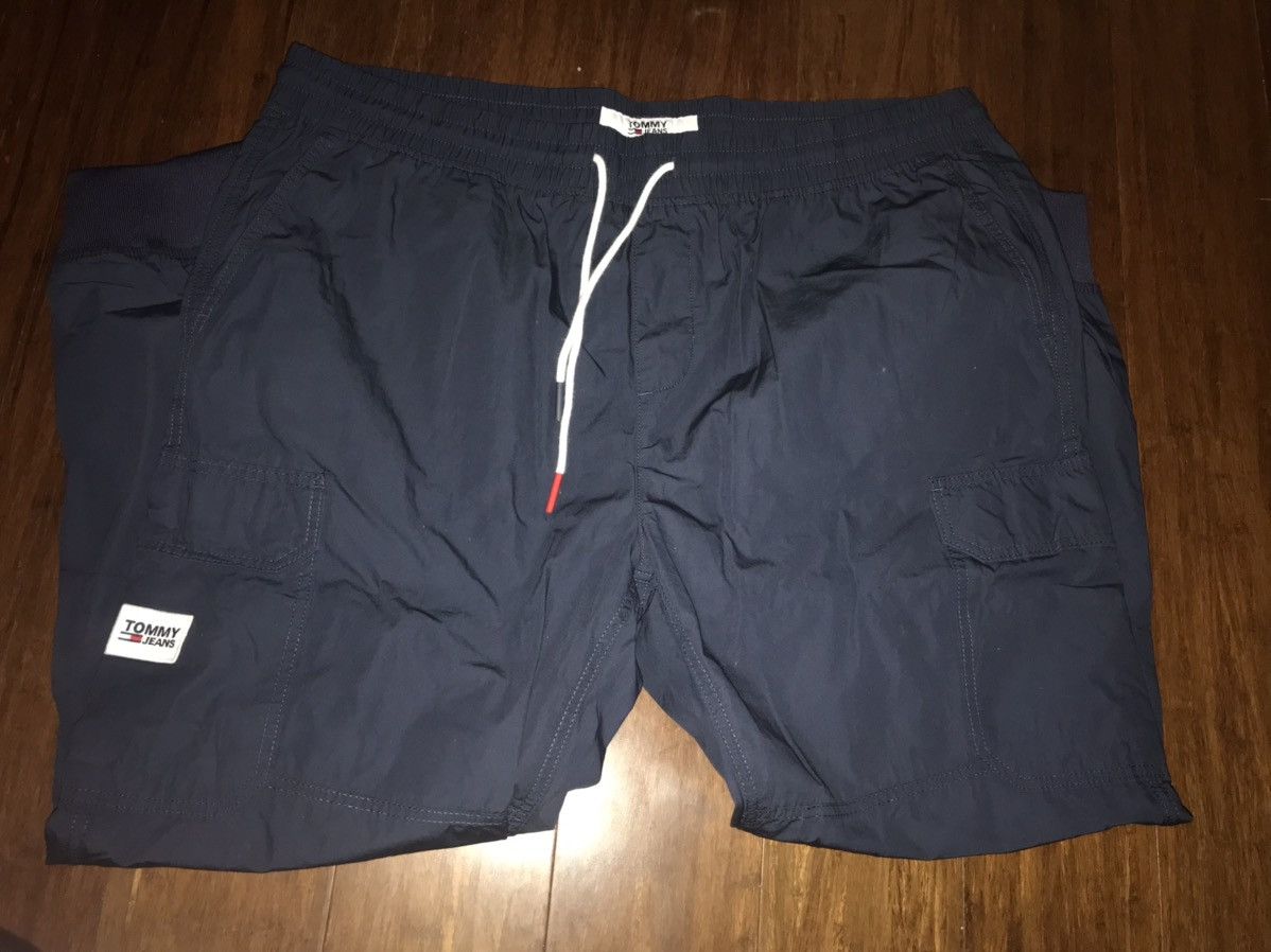 Tommy Hilfiger Two Tommy Hilfiger pants - A straight & Cargo Pant Size US 40 / EU 56 - 4 Thumbnail