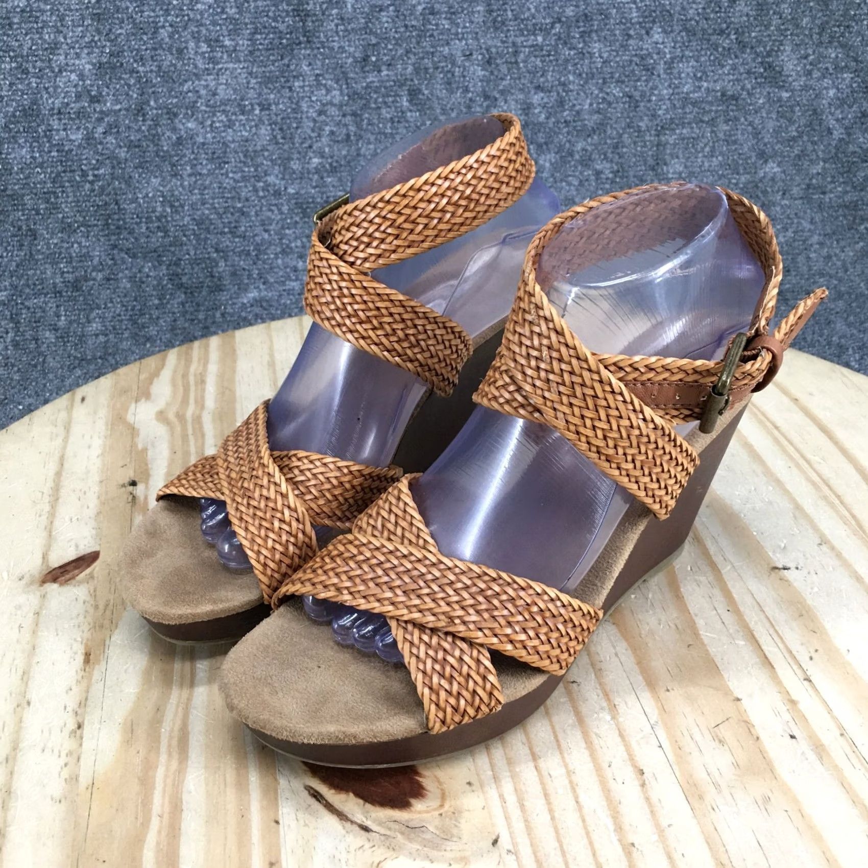 Old Navy Old Navy Heels Womens 9 Pump Brown Faux Leather Buckle Cross Strap Wedge Heels Size US 9 / IT 39 - 3 Thumbnail