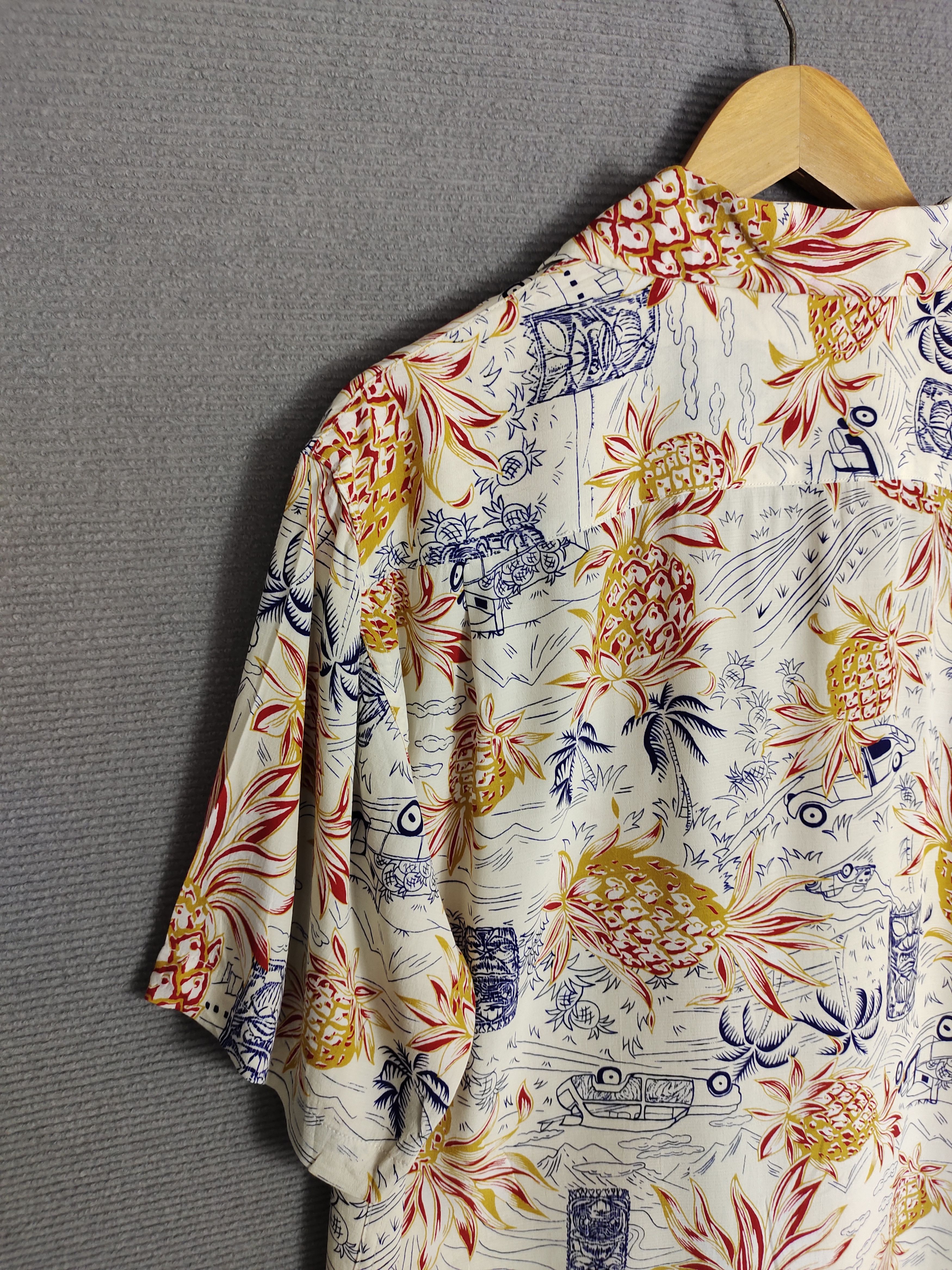 Sun Surf Japanese Hawaiian Pair Shine Pineapple Rayon Crepe Shirt Size US L / EU 52-54 / 3 - 10 Thumbnail