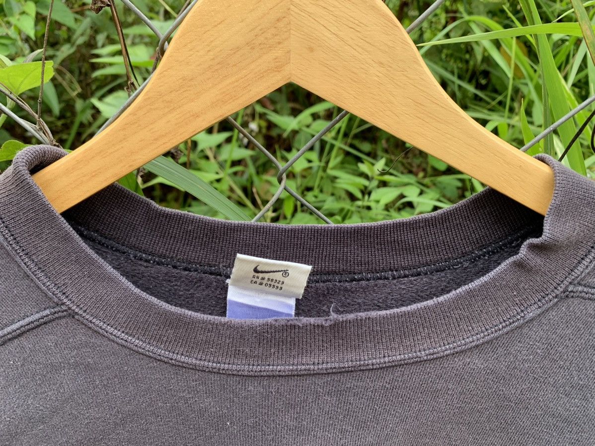 Nike LAST DROP#Vintage Nike Small Swoosh Distressed Sweatshirt Size US XL / EU 56 / 4 - 8 Thumbnail