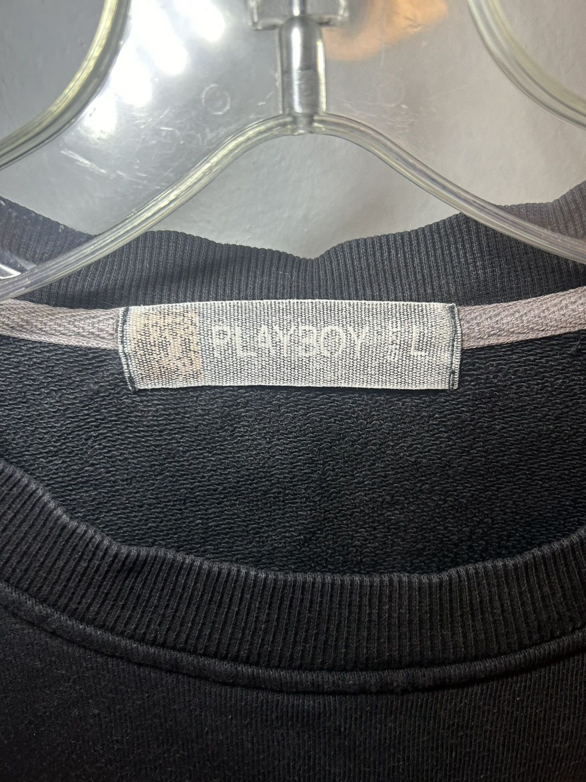 Playboy Vintage 2005 Playboy distressed crest logo patch sweatshirt Size US L / EU 52-54 / 3 - 3 Thumbnail