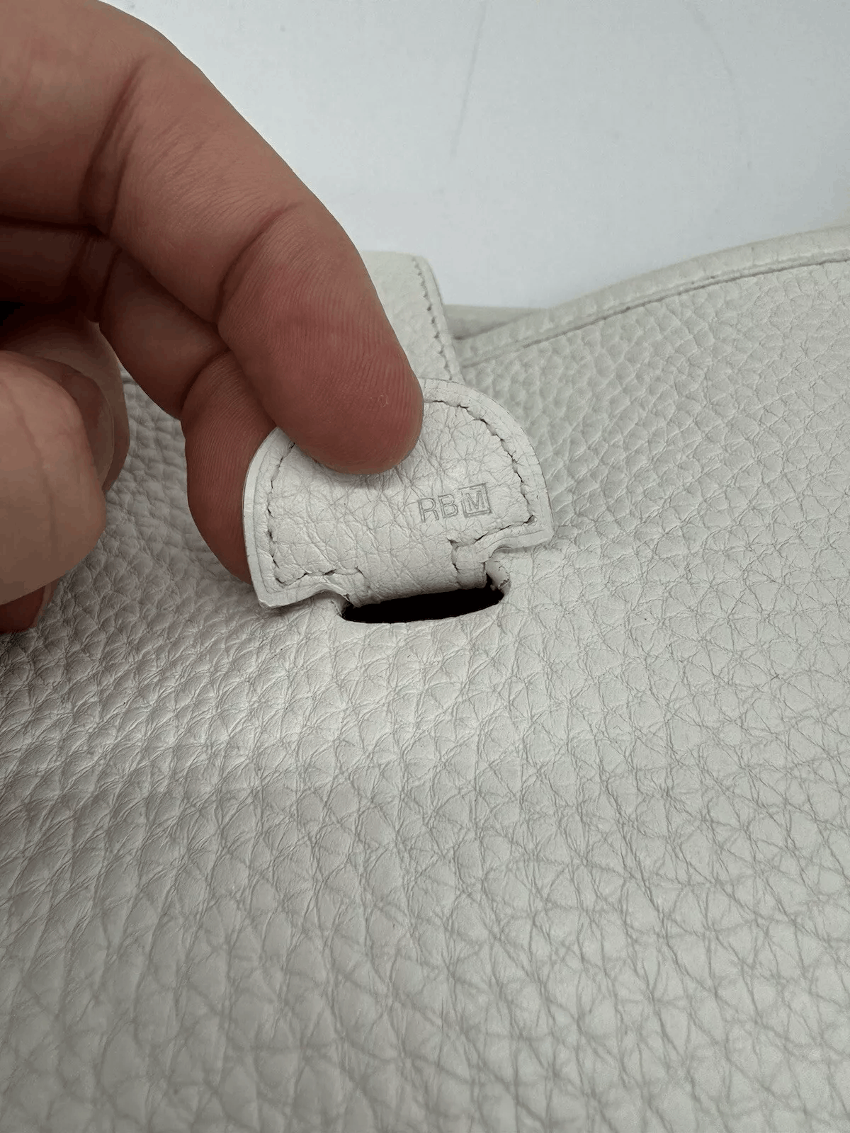 Hermes Hermes Evelyne iii 3PM Clemence Leather White Size ONE SIZE - 7 Thumbnail