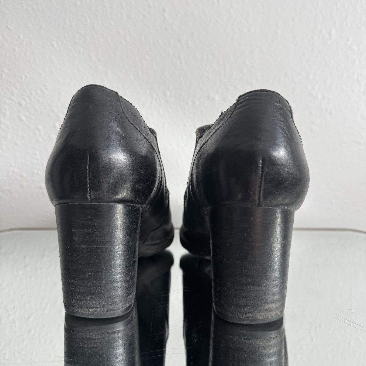 Born BORN Black Leather Western Breckin Low Ankle Slip On Boots Size US 8 / IT 38 - 4 Thumbnail