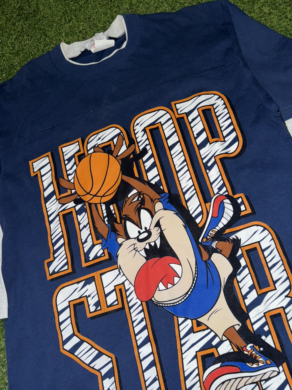 Vintage Vintage Taz basketball T-shirt Size US M / EU 48-50 / 2 - 2 Thumbnail