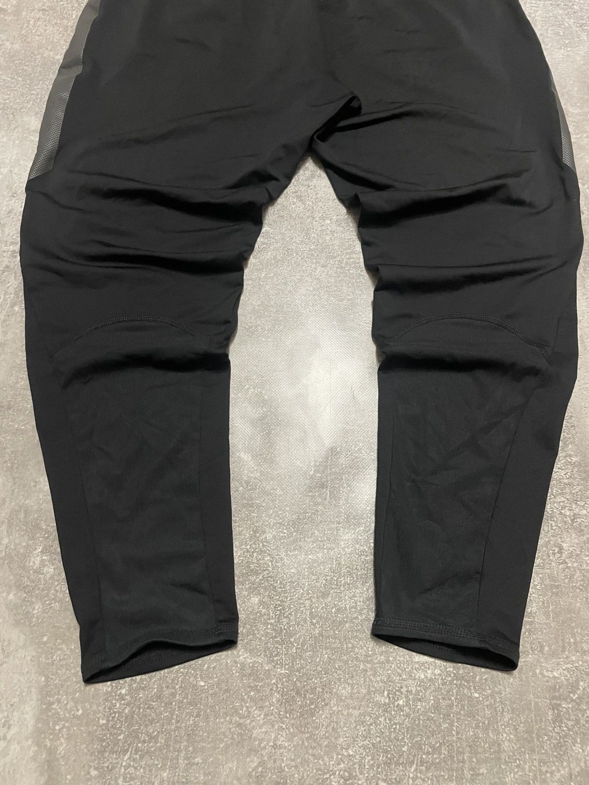 Nike Vintage Nike Dri- Fit Swoosh Logo Black Pants Size L Size US 34 / EU 50 - 16 Thumbnail