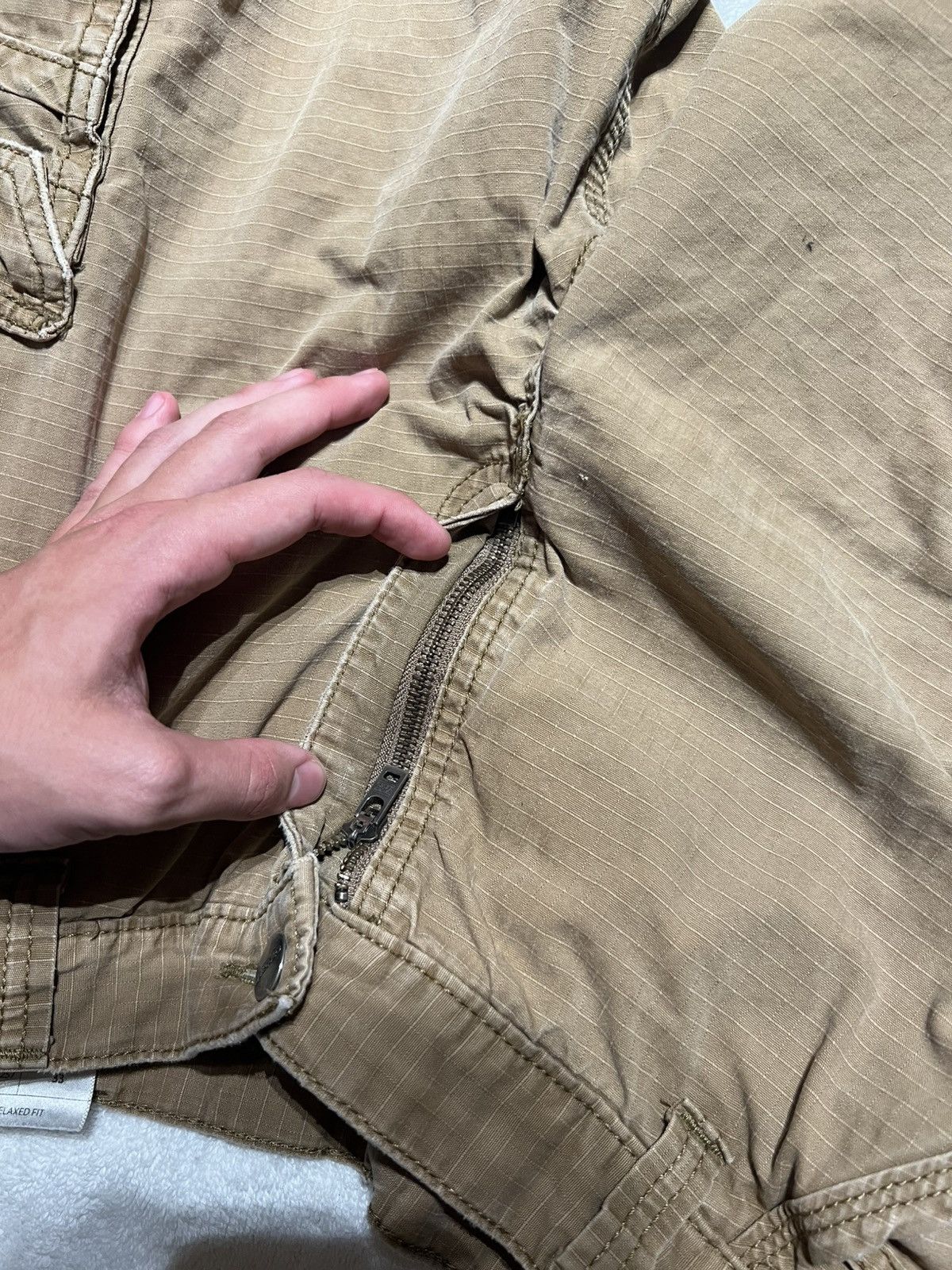 Carhartt Vintage Carhartt Men’s Cargo Shorts Size US 33 - 5 Thumbnail