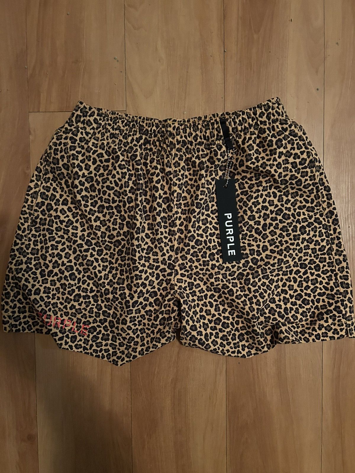 Other Leopard Print Purple Shorts Size US 30 / EU 46 - 1 Thumbnail