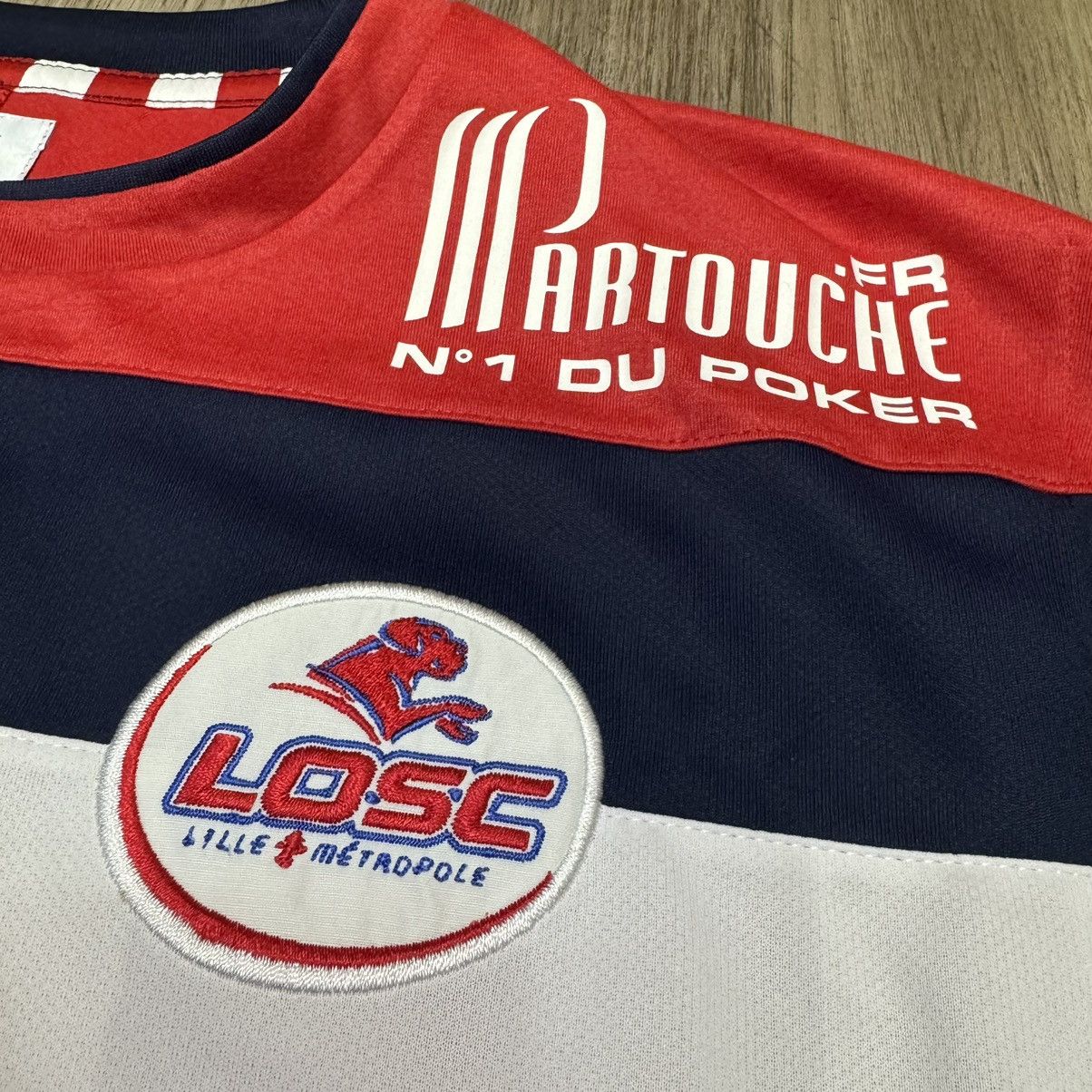 Umbro Lille 11/12 home shirt #10 Hazard Size US L / EU 52-54 / 3 - 7 Thumbnail