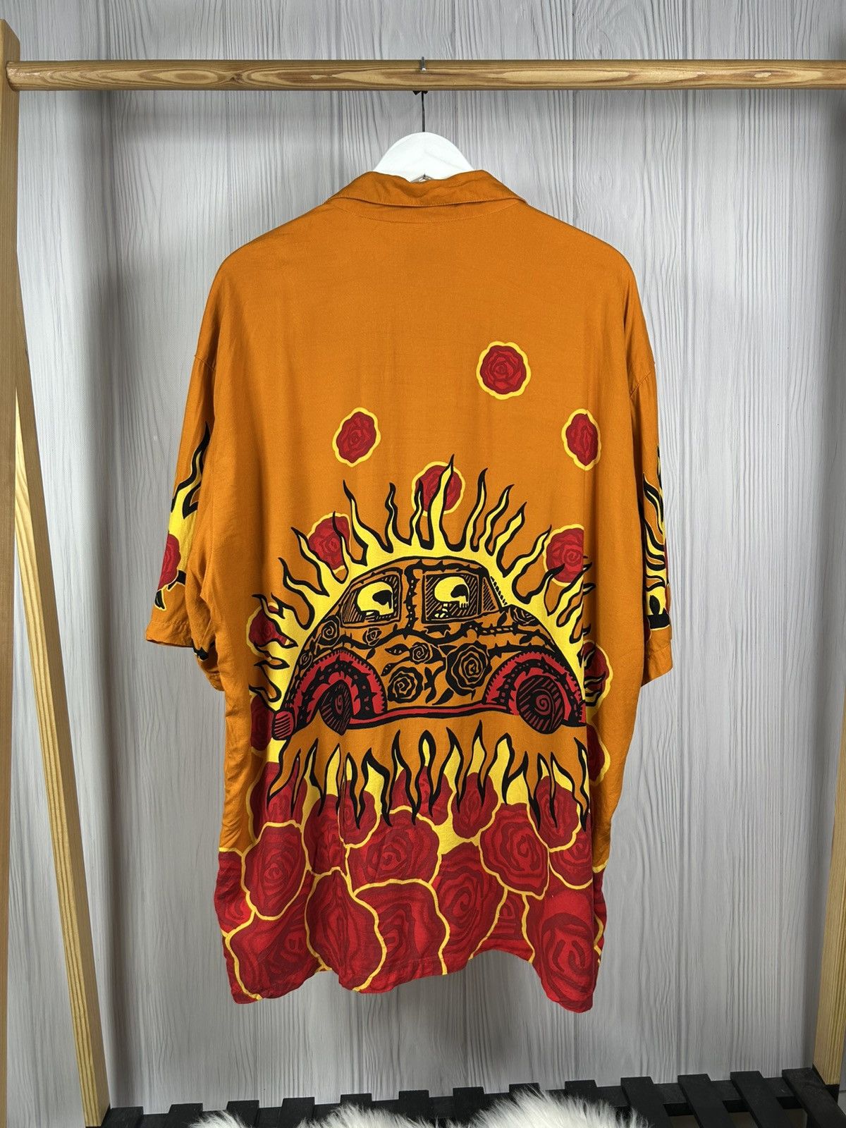 Mambo Very Rare Mambo Loud by Gerry Wedd Roses Fire Sun Shirt XL Size US XL / EU 56 / 4 - 1 Thumbnail