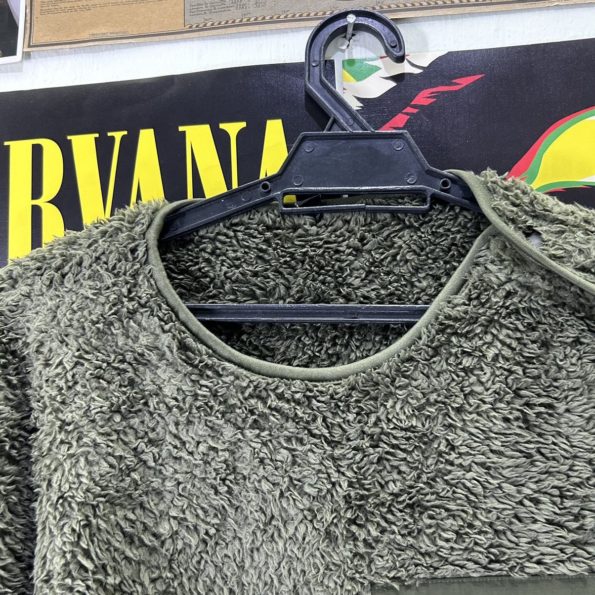 Uniqlo Vintage Uniqlo Japanese Army Green Sherpa Sweater Size US M / EU 48-50 / 2 - 3 Thumbnail
