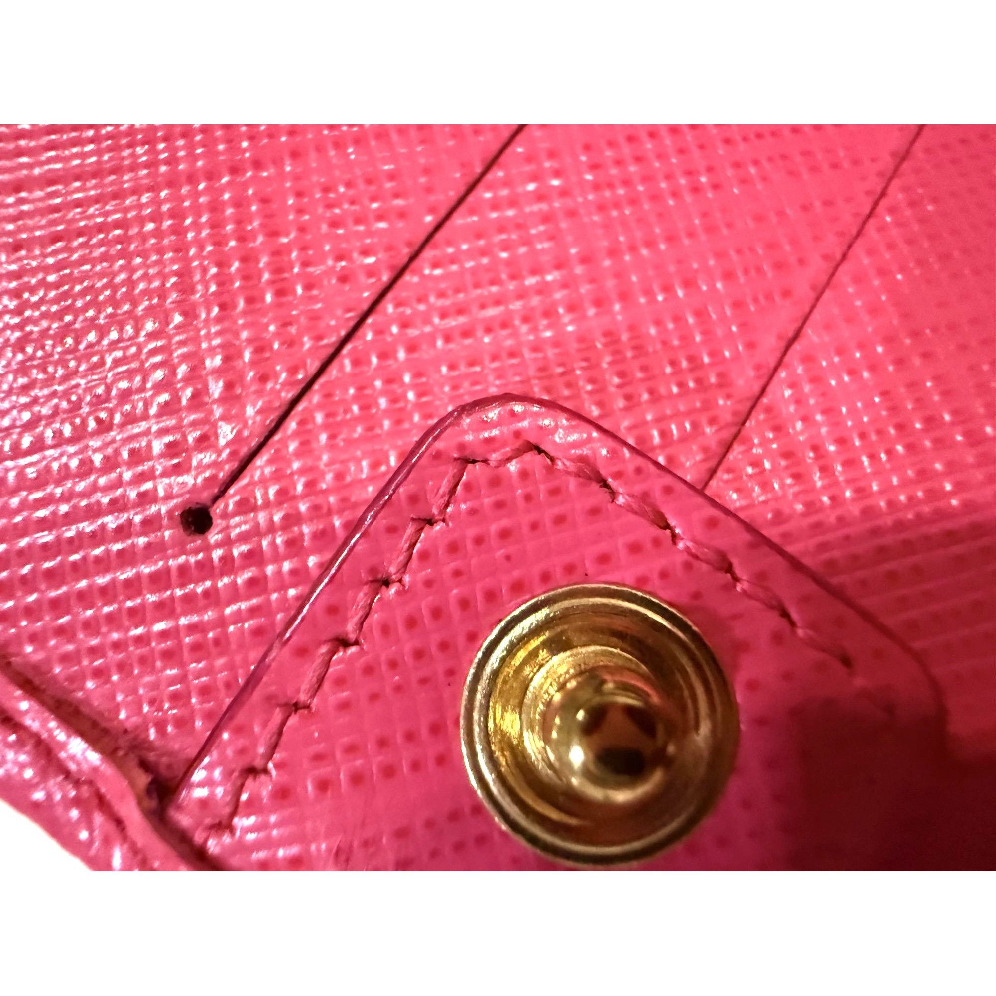Salvatore Ferragamo Salvatore Ferragamo Pink Leather Chain Strap Clutch With Gol Size ONE SIZE - 9 Thumbnail