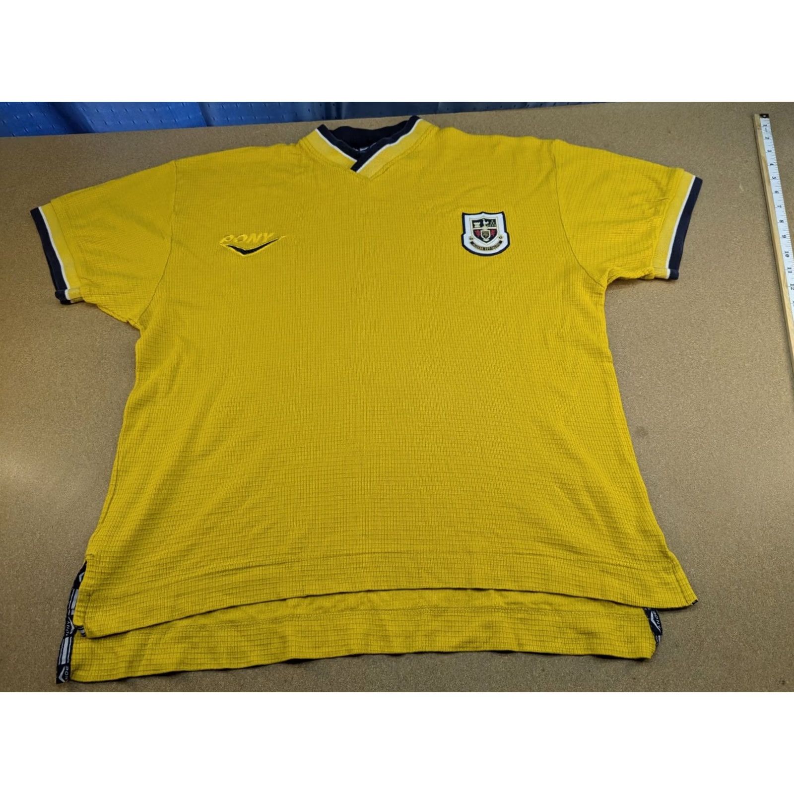 PONY Tottenham Hotspur 1997-1998 Training Jersey Mens Medium Pony Yellow Adult Shirt Size US M / EU 48-50 / 2 - 2 Thumbnail
