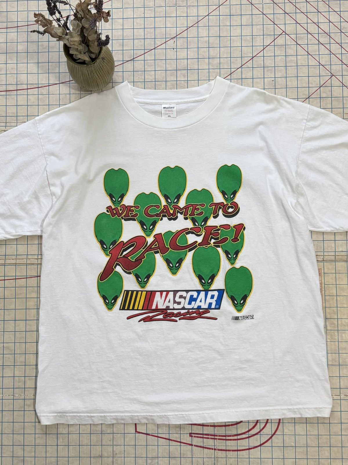 NASCAR × Vintage Vintage NASCAR Aliens We Came To Race Graphic Tee XXL White Size US XXL / EU 58 / 5 - 2 Thumbnail