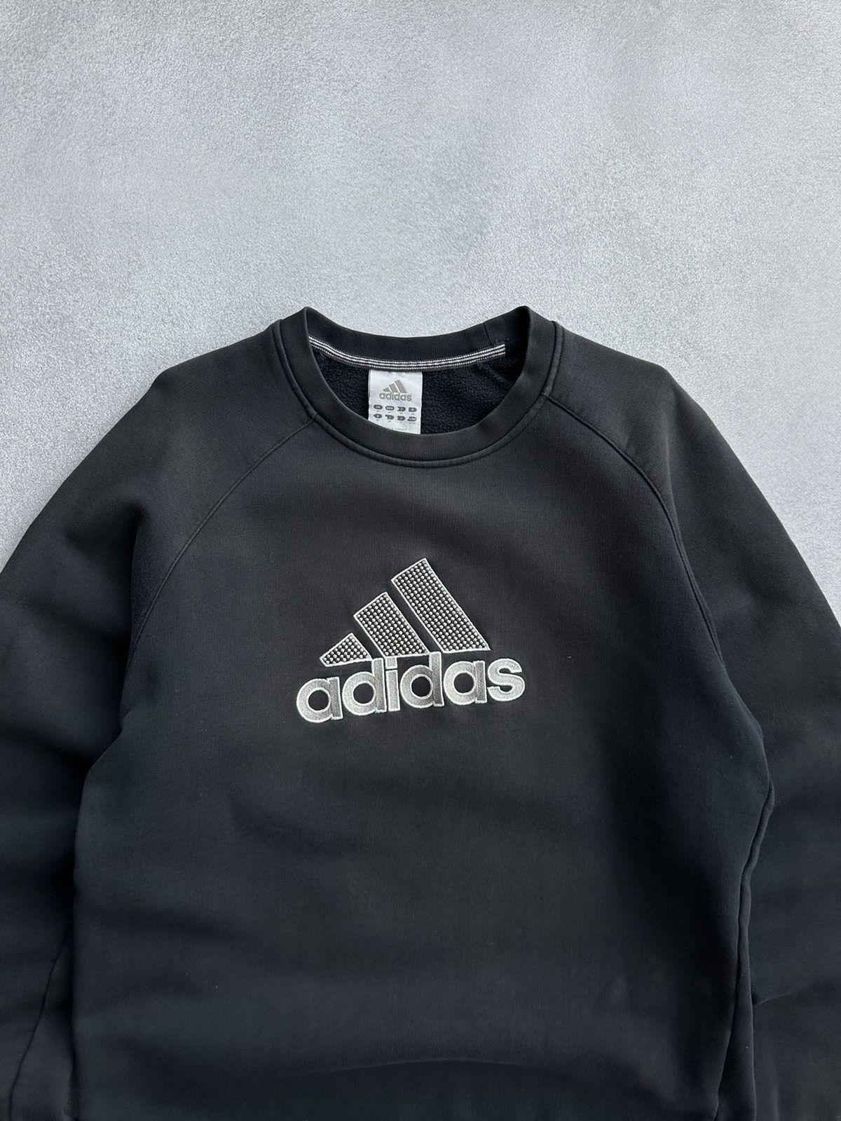 Adidas × Vintage Vintage Adidas Big Logo Faded Sweatshirt Size US M / EU 48-50 / 2 - 4 Thumbnail