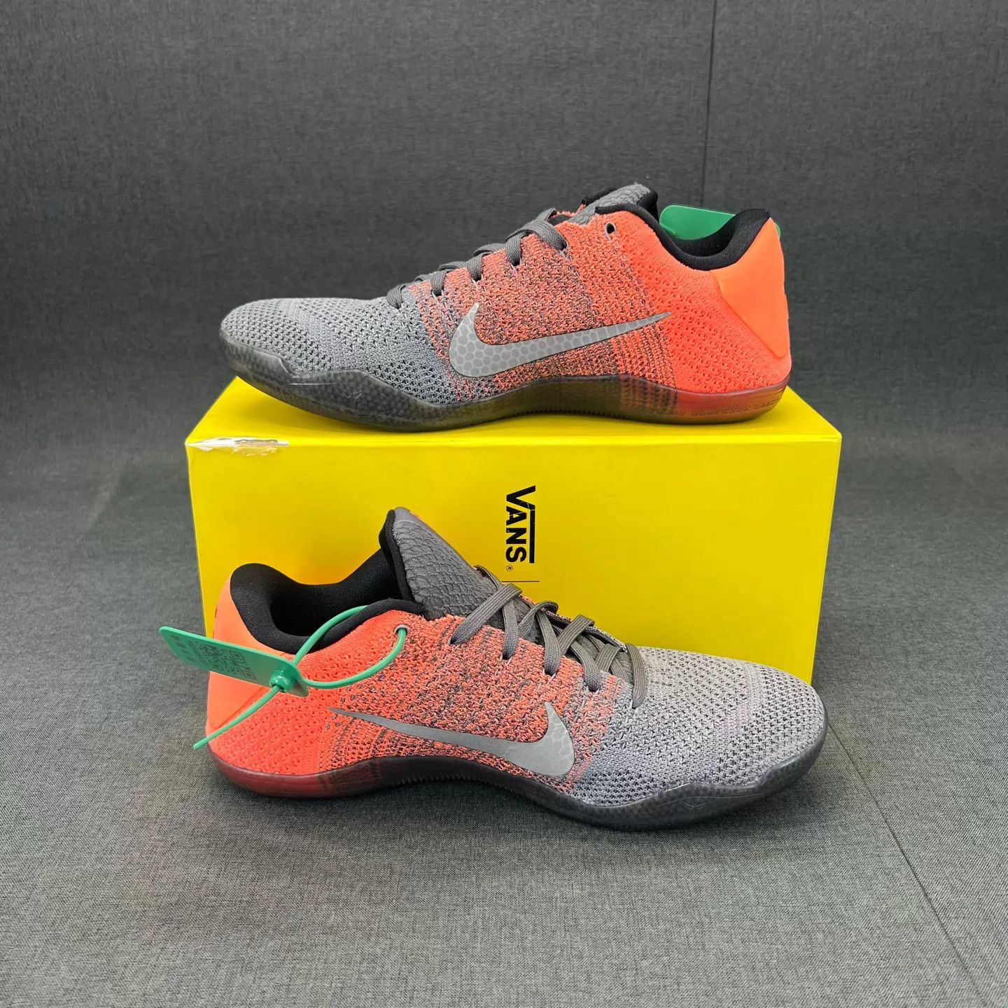 Nike zk11 BHM 42.5 Mint Original Box Size US 9.5 / EU 42-43 - 3 Thumbnail