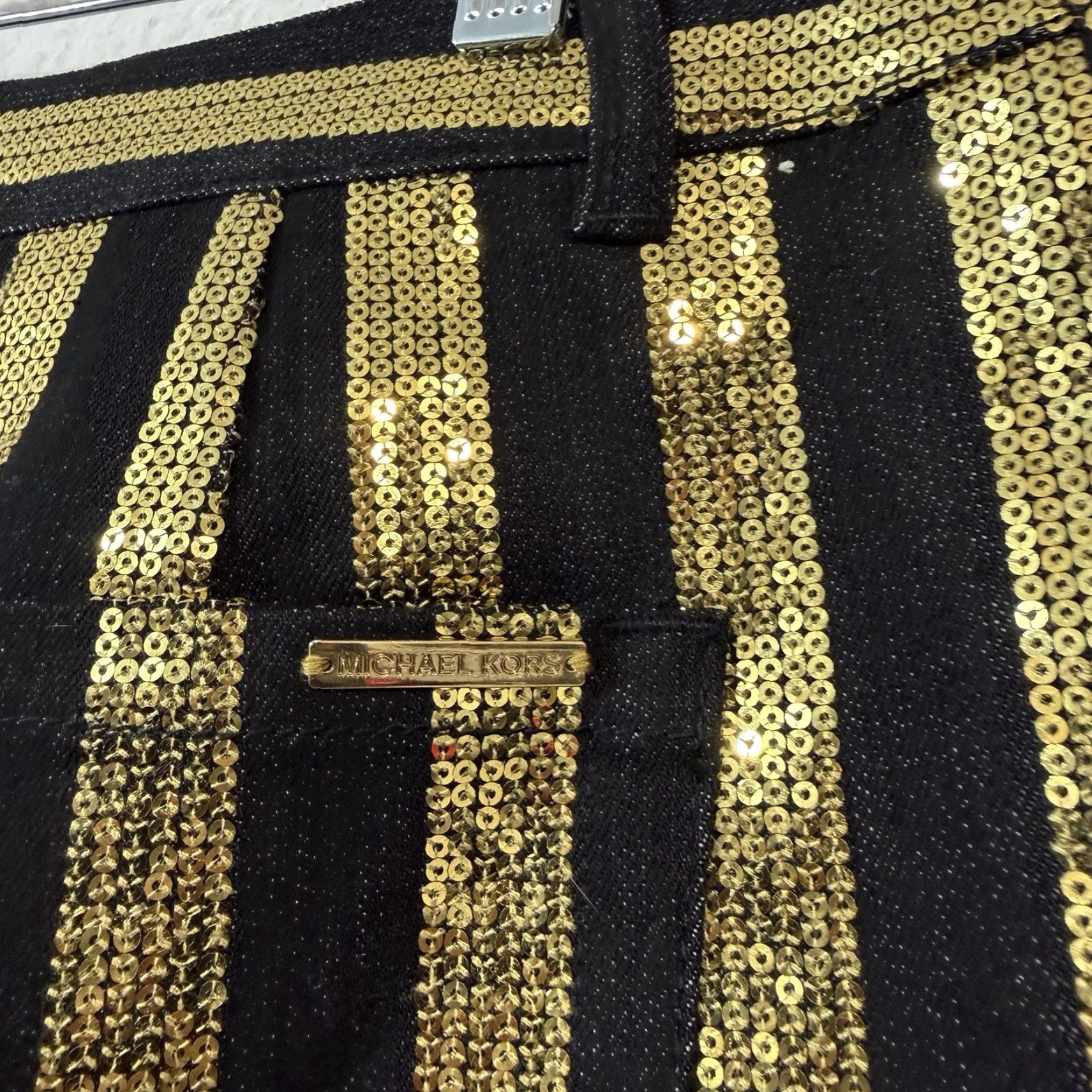 Michael Kors Michael Kors Black Gold Sequin Stripe Denim Mini Skirt Size 6 Size 28" / US 6 / IT 42 - 7 Thumbnail