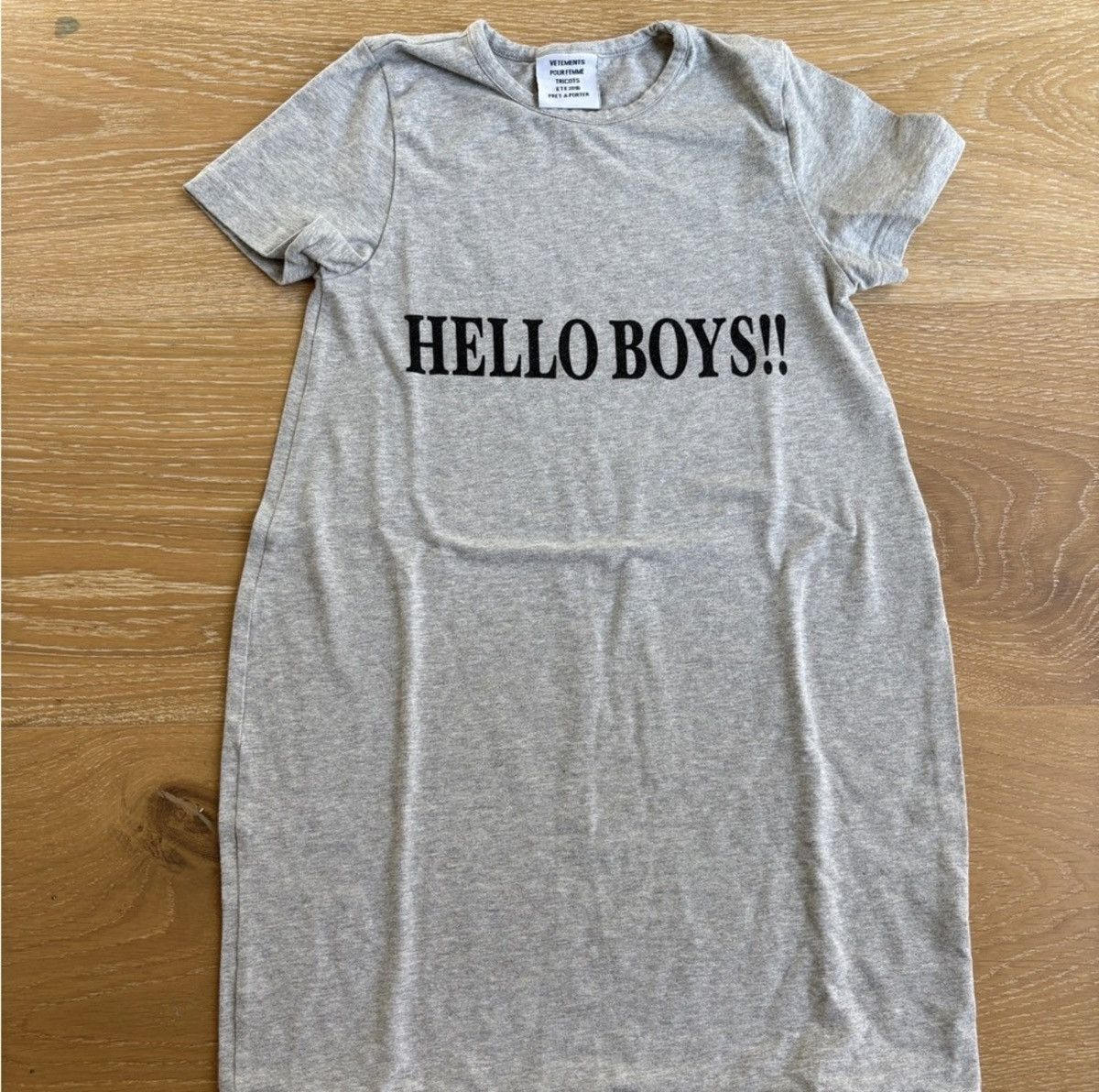 Vetements VETEMENTS 'Hello Boys' Size XS / US 0-2 / IT 36-38 - 1 Thumbnail