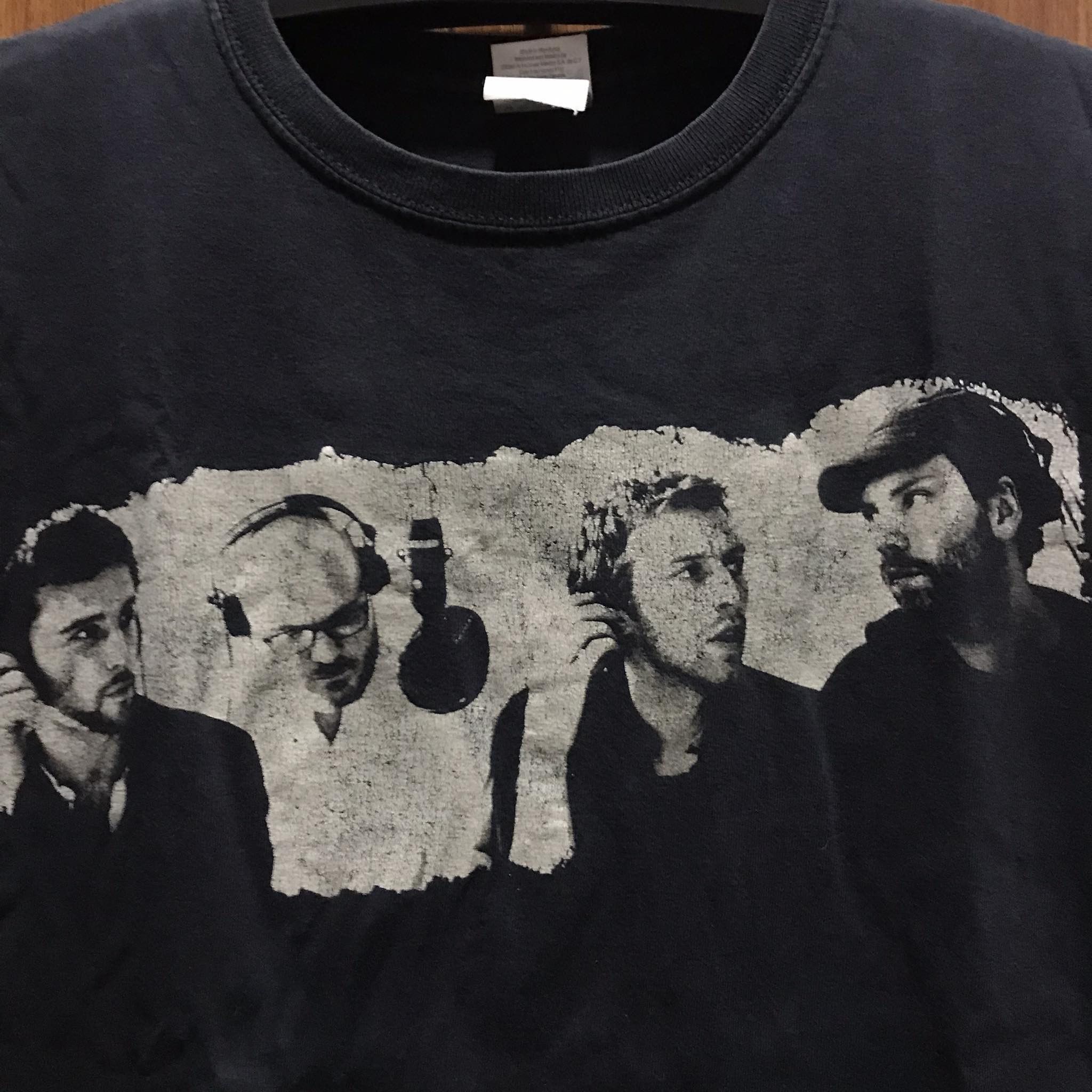 Band Tees Coldplay Viva la Vida Brit Rock Band Tee Size US M / EU 48-50 / 2 - 3 Thumbnail