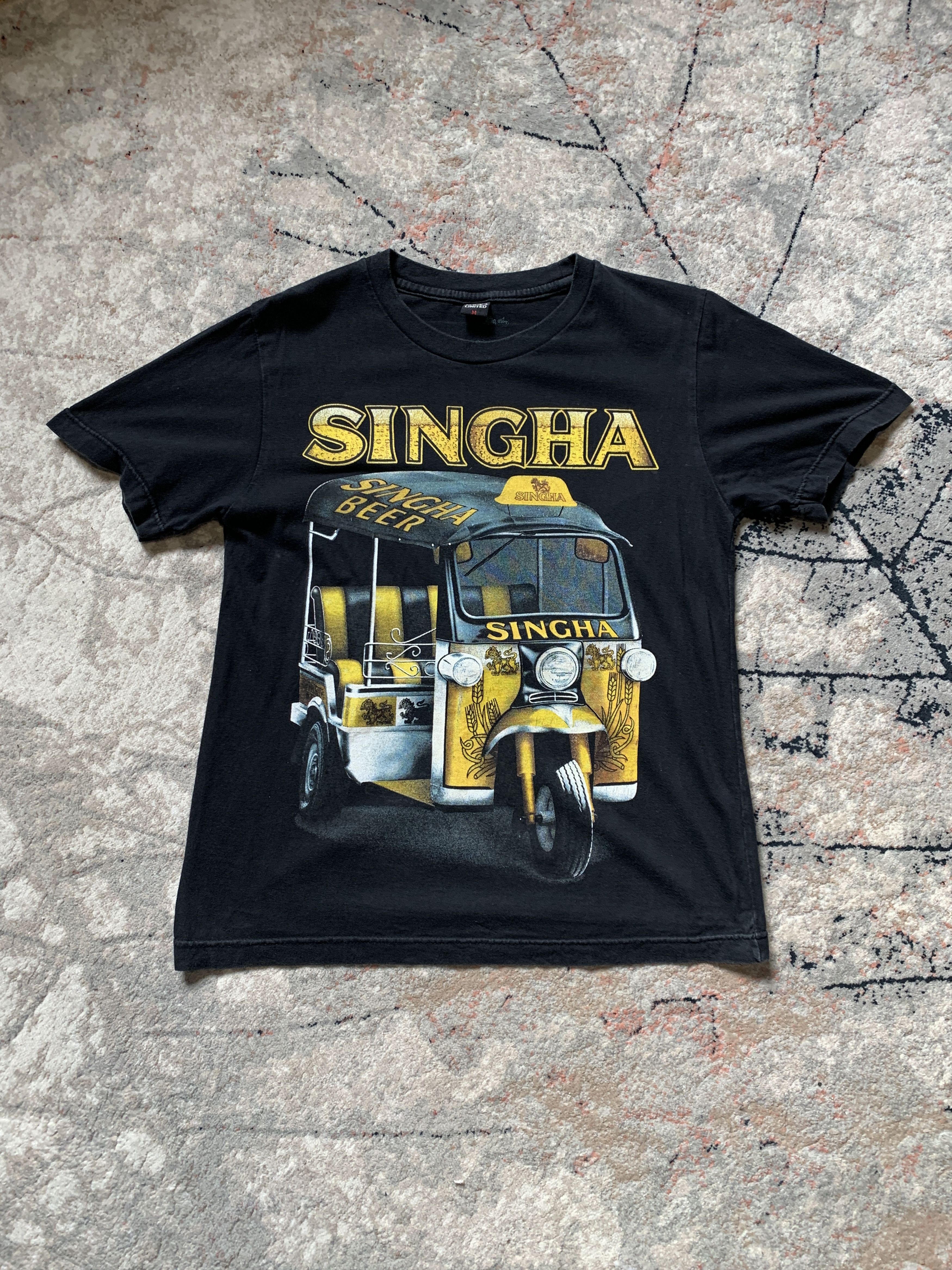 Vintage Vintage Singha Beer Tee Size US M / EU 48-50 / 2 - 2 Thumbnail