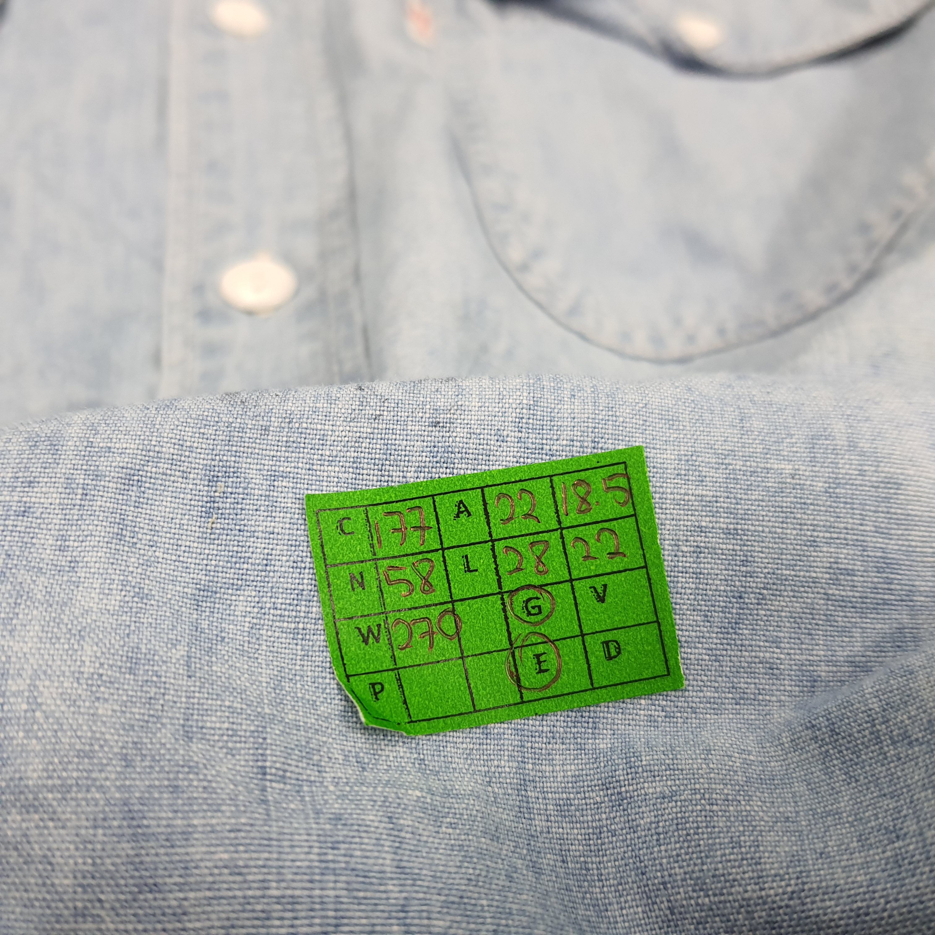 Levi's × Vintage Vintage Levi's Jeans for Women Long Sleeve Shirt Size M / US 6-8 / IT 42-44 - 8 Thumbnail