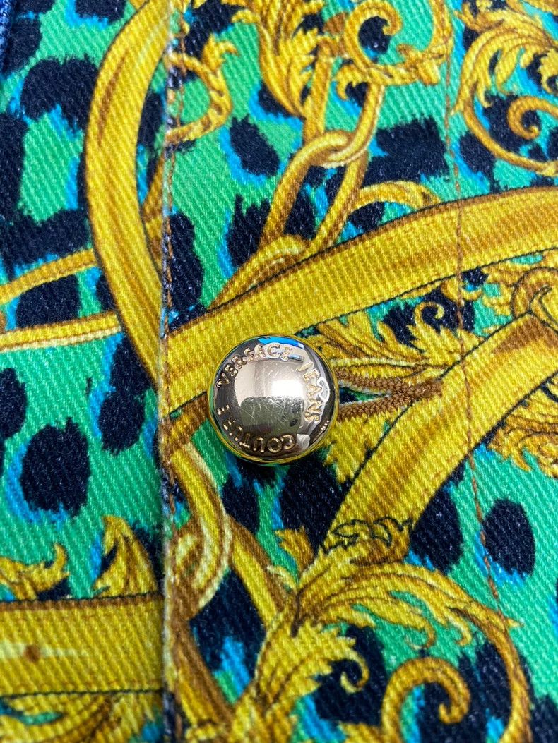 Versace Versace Baroque denim jacket Size M / US 6-8 / IT 42-44 - 4 Thumbnail