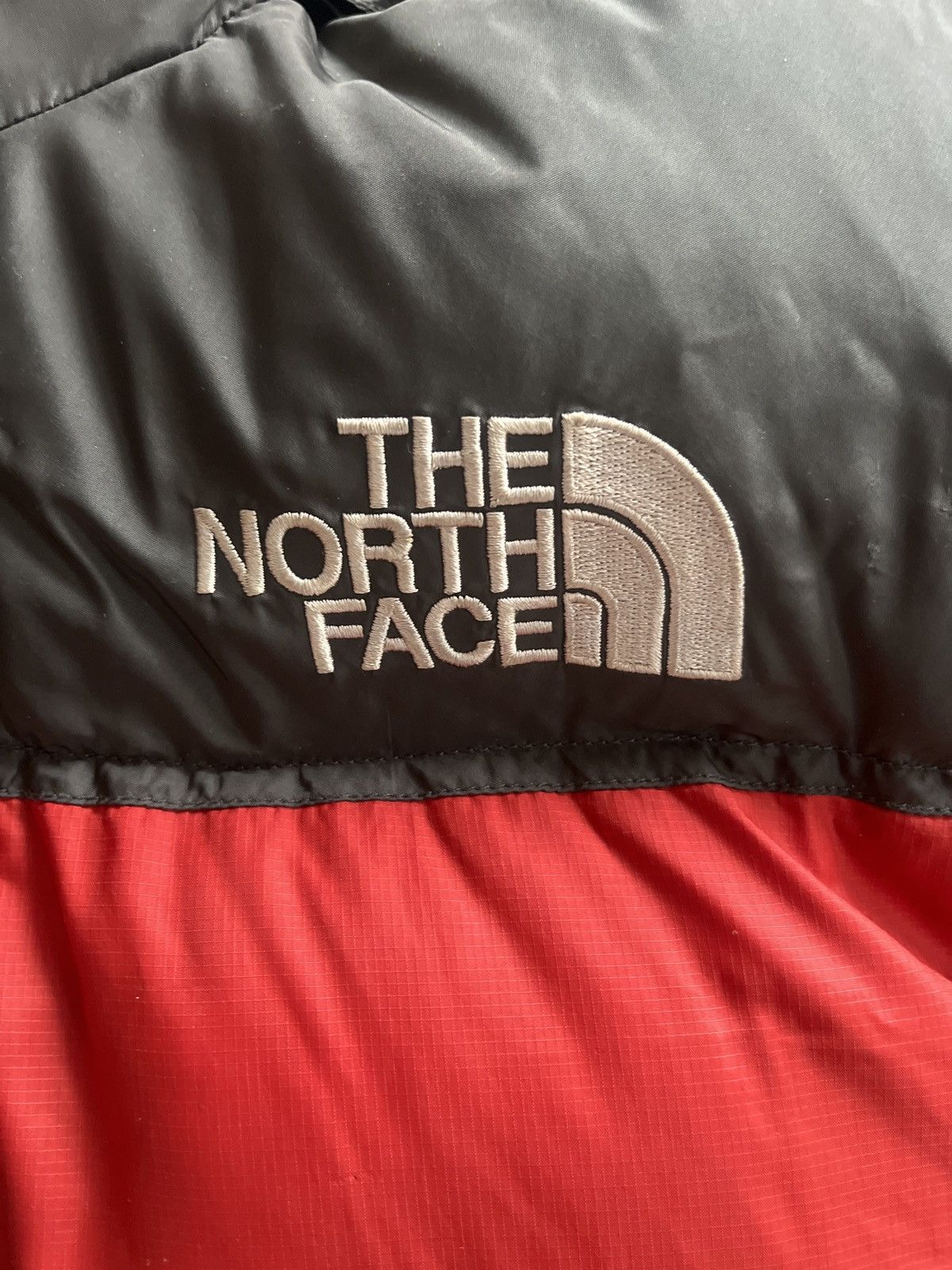 The North Face North Face 1996 Retro Nuptse 700 in Red Size US S / EU 44-46 / 1 - 3 Thumbnail
