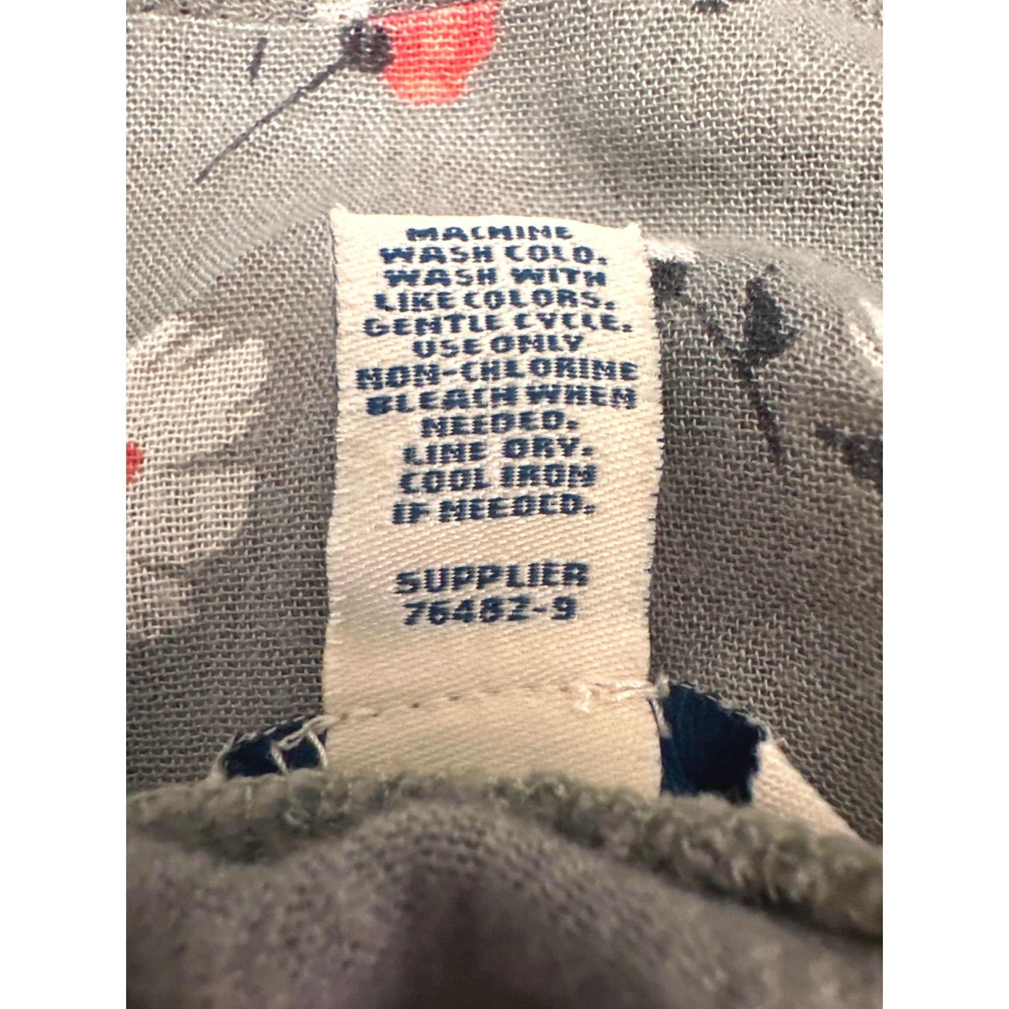 Arizona Jean Co. Arizona Jean Company Bell Sleeve Gray Floral All Rayon Crop Size S / US 4 / IT 40 - 6 Thumbnail