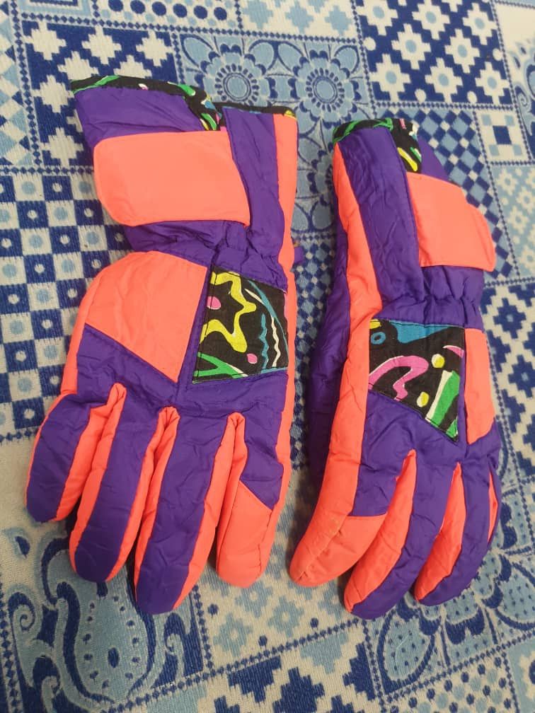 Other Unbrand multicolour winter season glove Size 38 - 3 Thumbnail