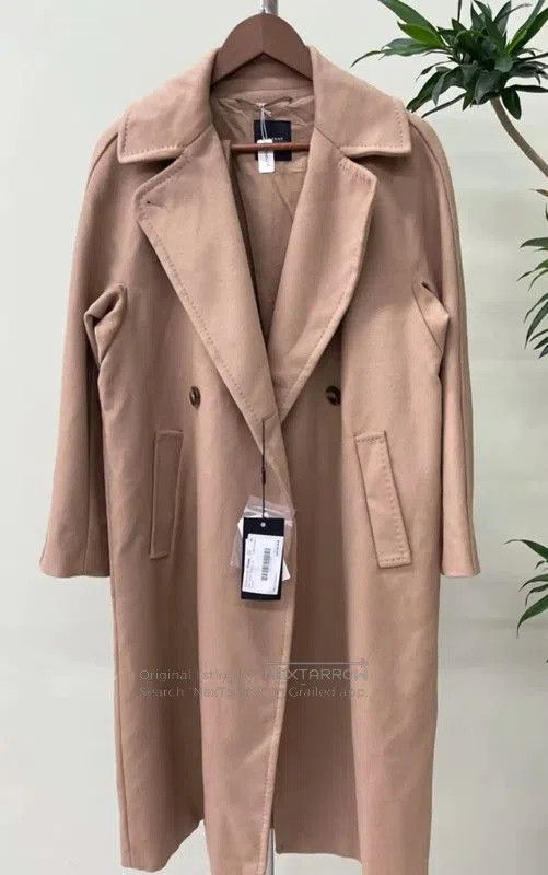 Max Mara MaxMara Beige Women's Long Coat . Size L / US 10 / IT 46 - 2 Thumbnail