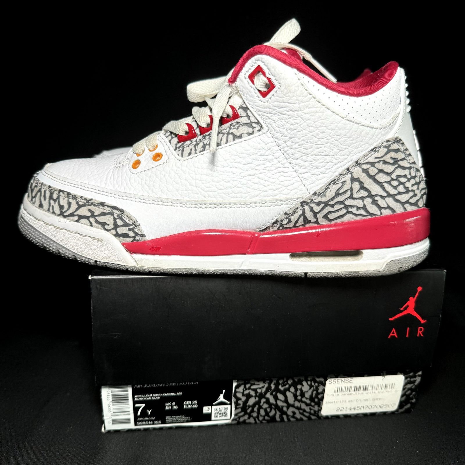 Jordan Brand × Nike Size 7 - Air Jordan 3 Retro GS Cardinal Red 2022 Men's Shoes Size US 7 / EU 40 - 8 Thumbnail
