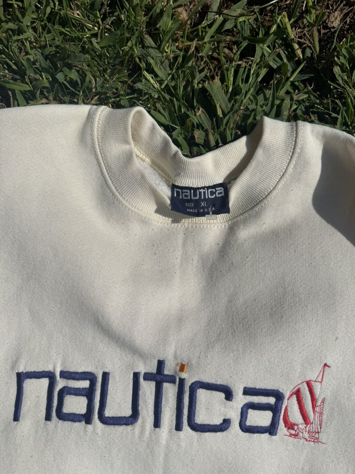 Nautica VINTAGE WHITE NAUTICA CREWNECK Size US XL / EU 56 / 4 - 3 Thumbnail