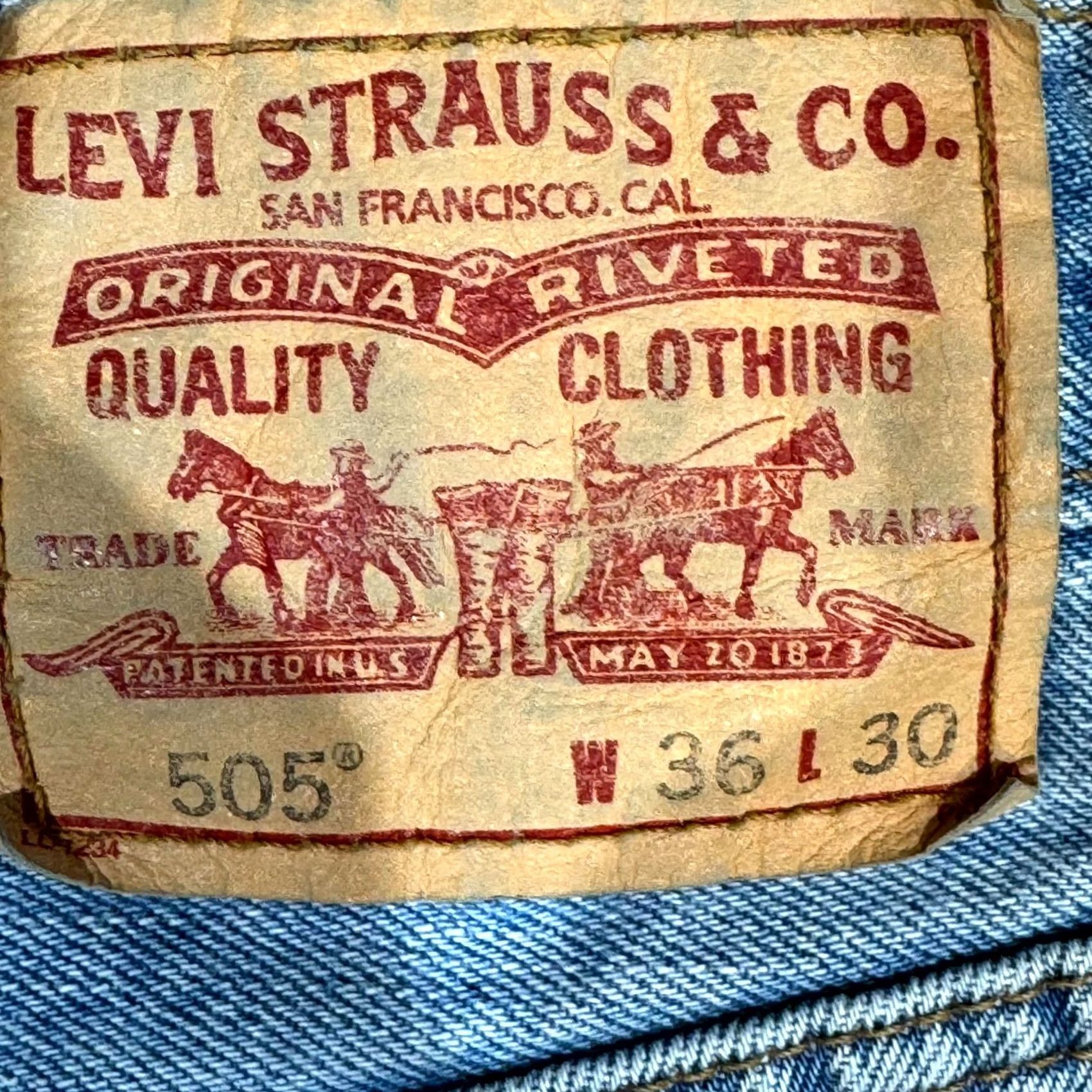 Levi's VINTAGE Levi's 505 Jeans Mens 36x30 Blue Denim Regular Fit Mid Rise Zip Fly Size US 36 / EU 52 - 3 Thumbnail