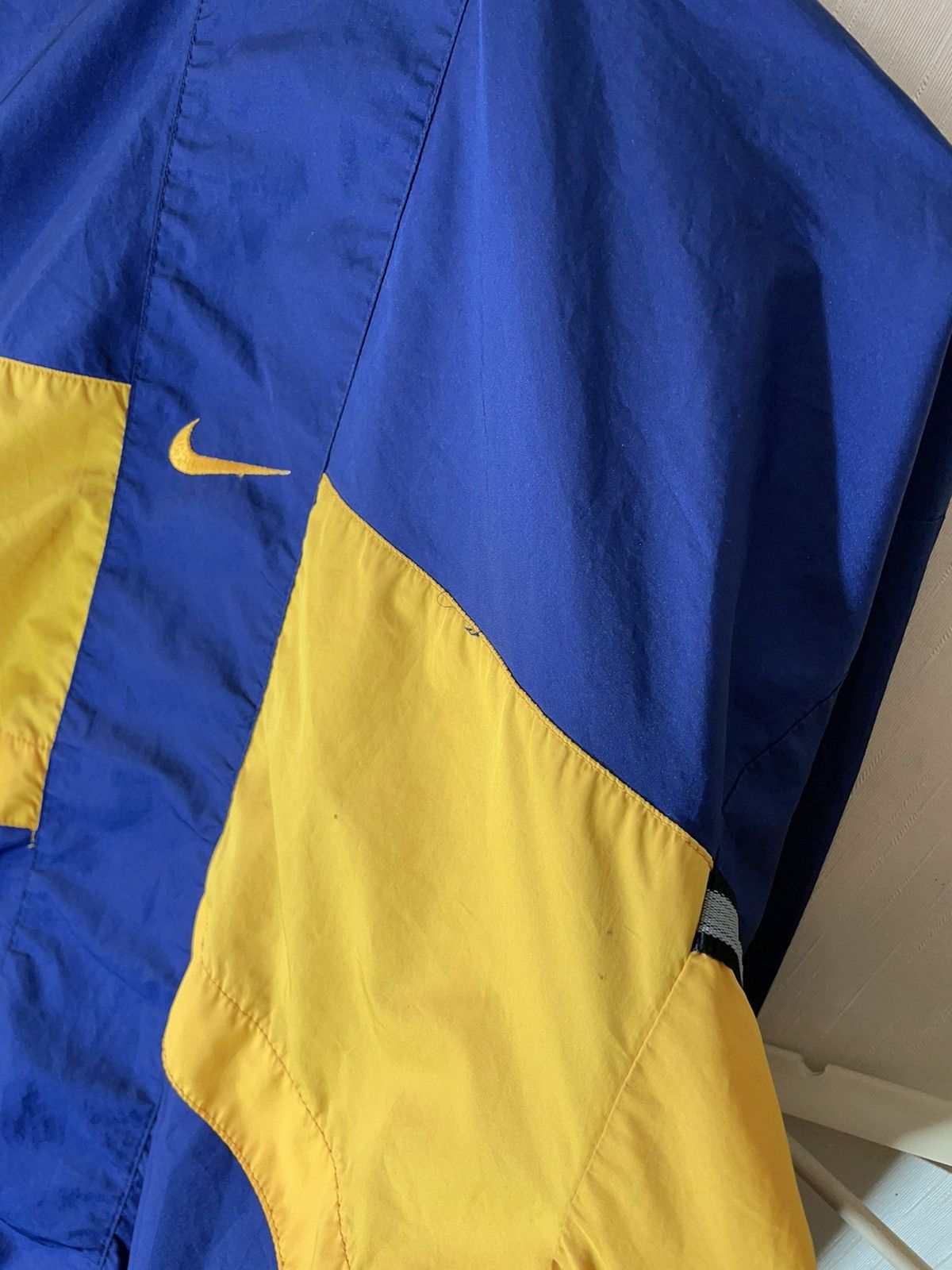 Nike × Vintage Nike vintage y2k light jacket 90s Size US M / EU 48-50 / 2 - 14 Thumbnail