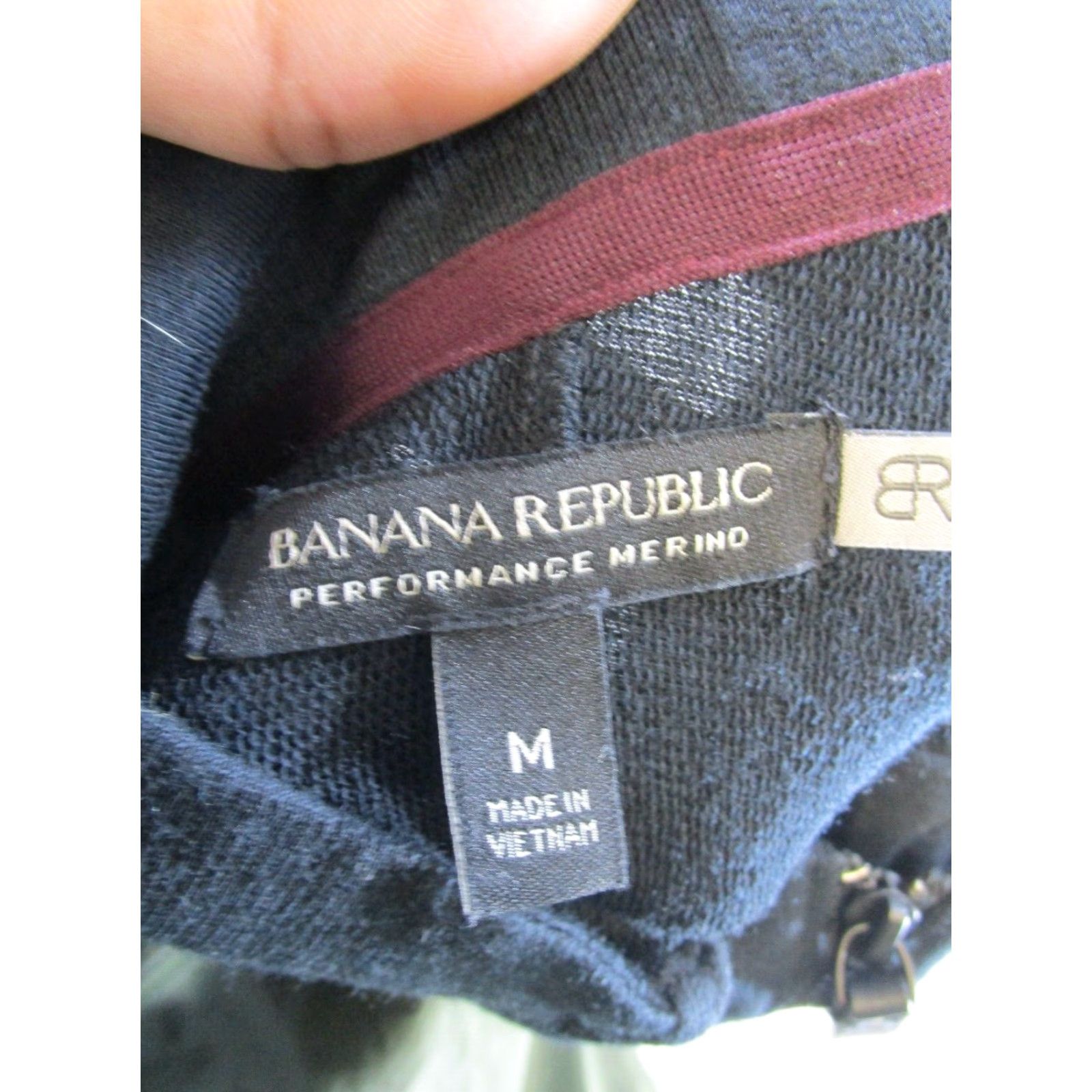 Banana Republic Banana Republic Sweater Mens M Black Performance Merino Mock Neck Pullover Long Sleeve Regular Fit Shirt for Business Casual Travel Size US M / EU 48-50 / 2 - 3 Thumbnail