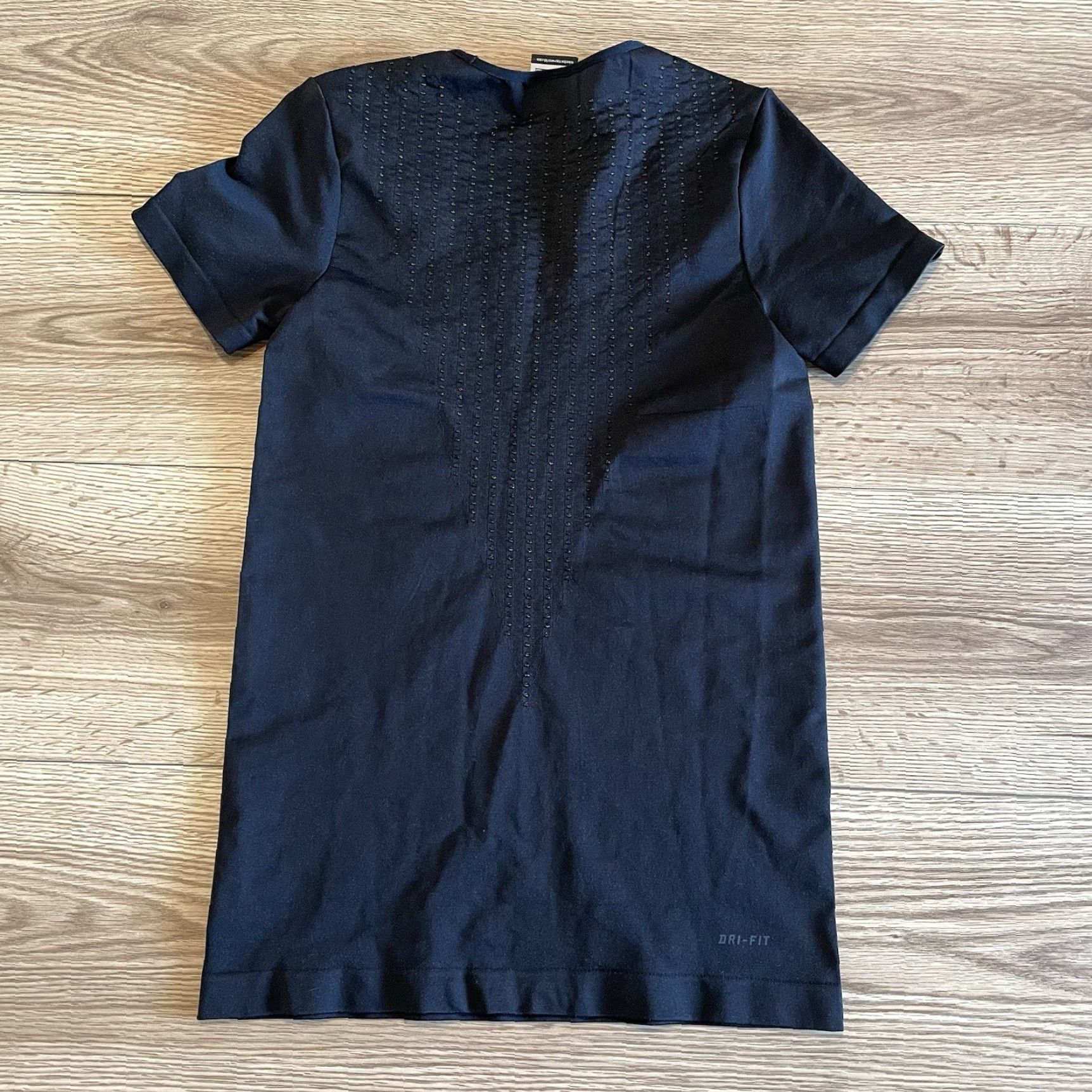 Nike Nike PRO Dri-FIT Compression T-Shirt Women's Medium Black Sportswear Size M / US 6-8 / IT 42-44 - 8 Thumbnail