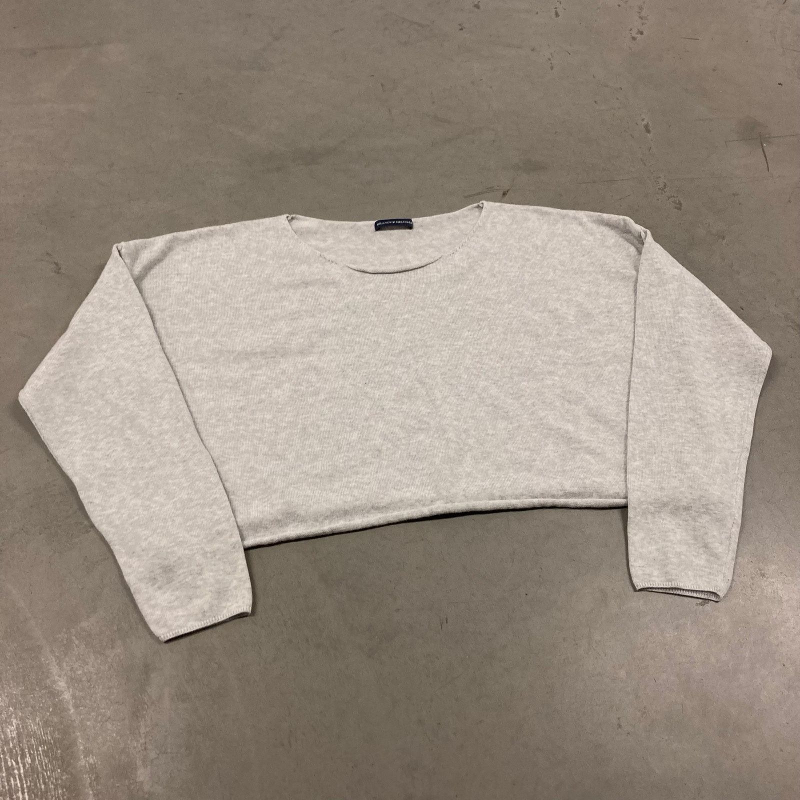 Brandy Melville Cropped Y2K brandy Melville shirt Size M / US 6-8 / IT 42-44 - 1 Thumbnail