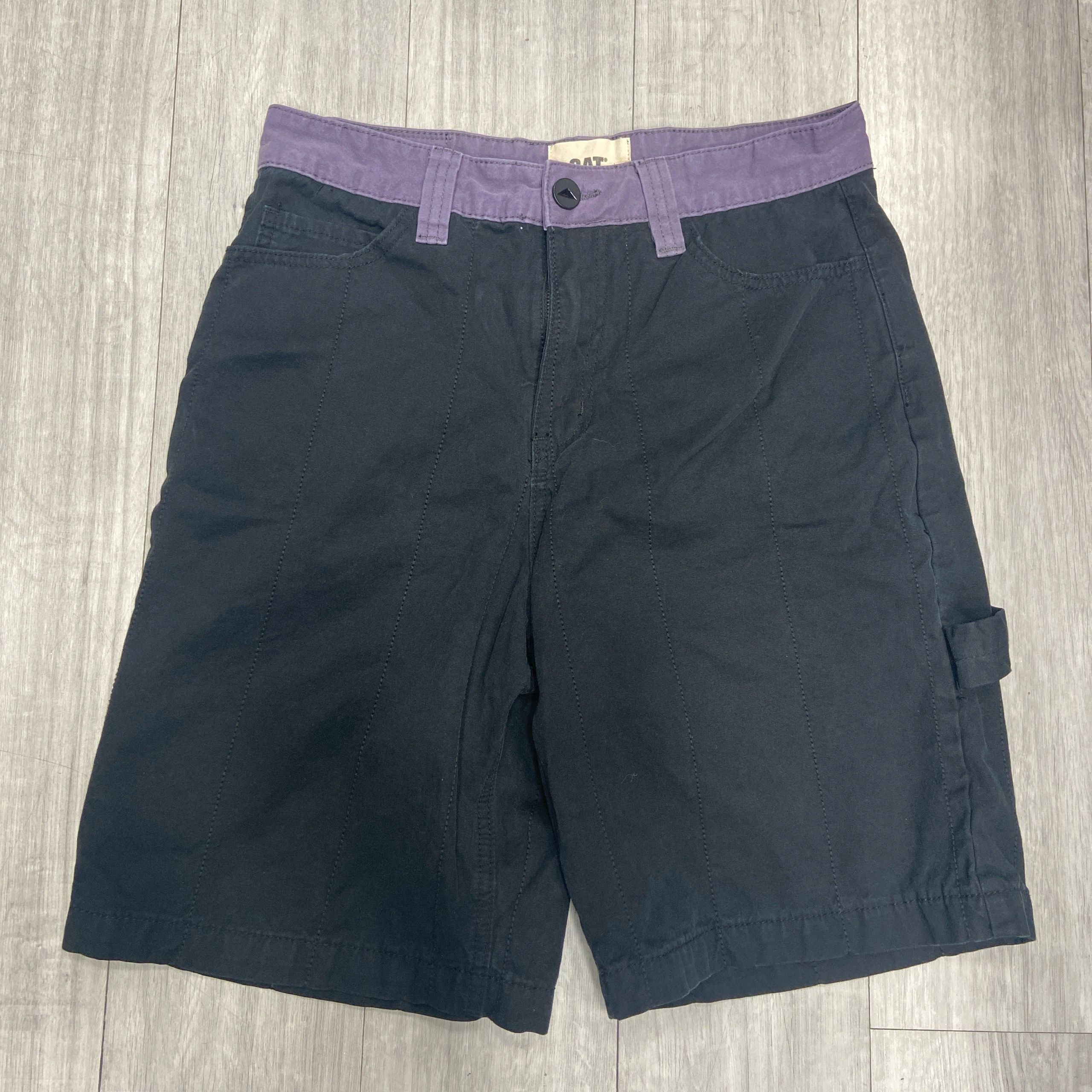 Other CAT Black Workwear / Cargo Shorts Size US 30 / EU 46 - 1 Thumbnail
